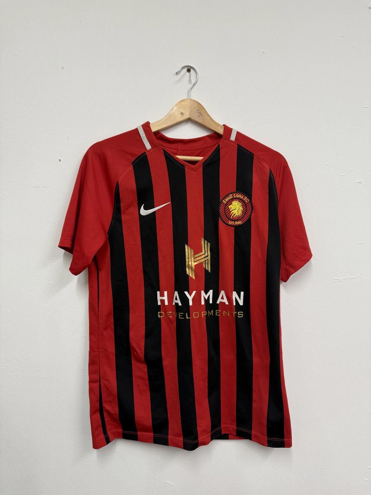 Nike Nike Dri-FIT Red and Black Striped Men's Football Jersey Size US M / EU 48-50 / 2 - 1 Thumbnail