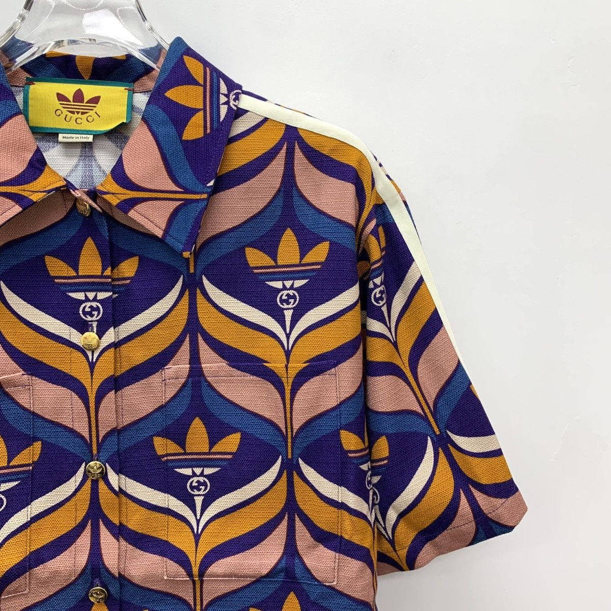Gucci Gucci x Adidas Single-breasted Short Sleeve Shirt K26WX Size M / US 6-8 / IT 42-44 - 3 Thumbnail