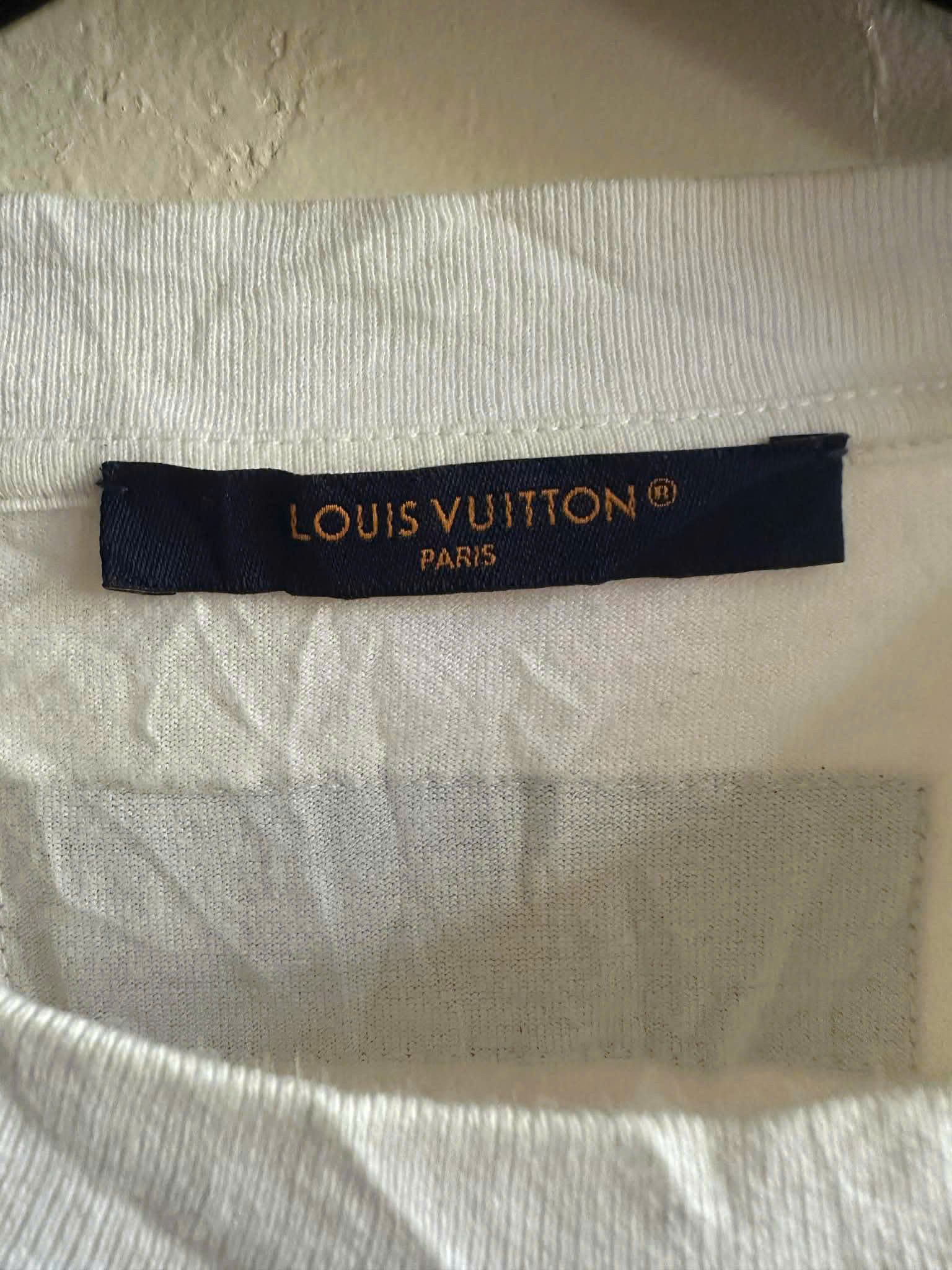 Louis Vuitton LOUIS VUITTON T SHIRT Size US XL / EU 56 / 4 - 7 Thumbnail