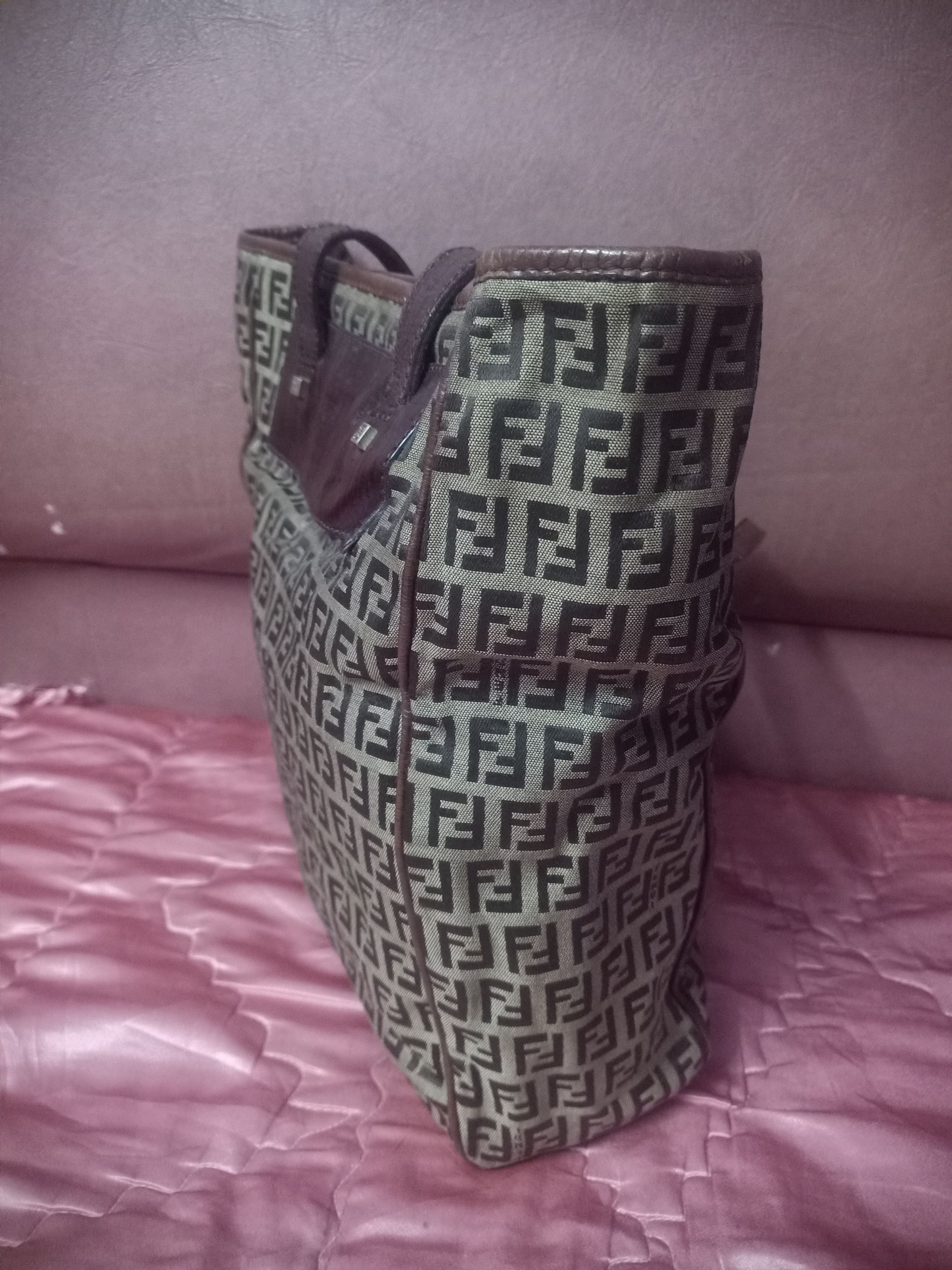 Fendi Authentic Fendi Tote Bag Size ONE SIZE - 13 Thumbnail