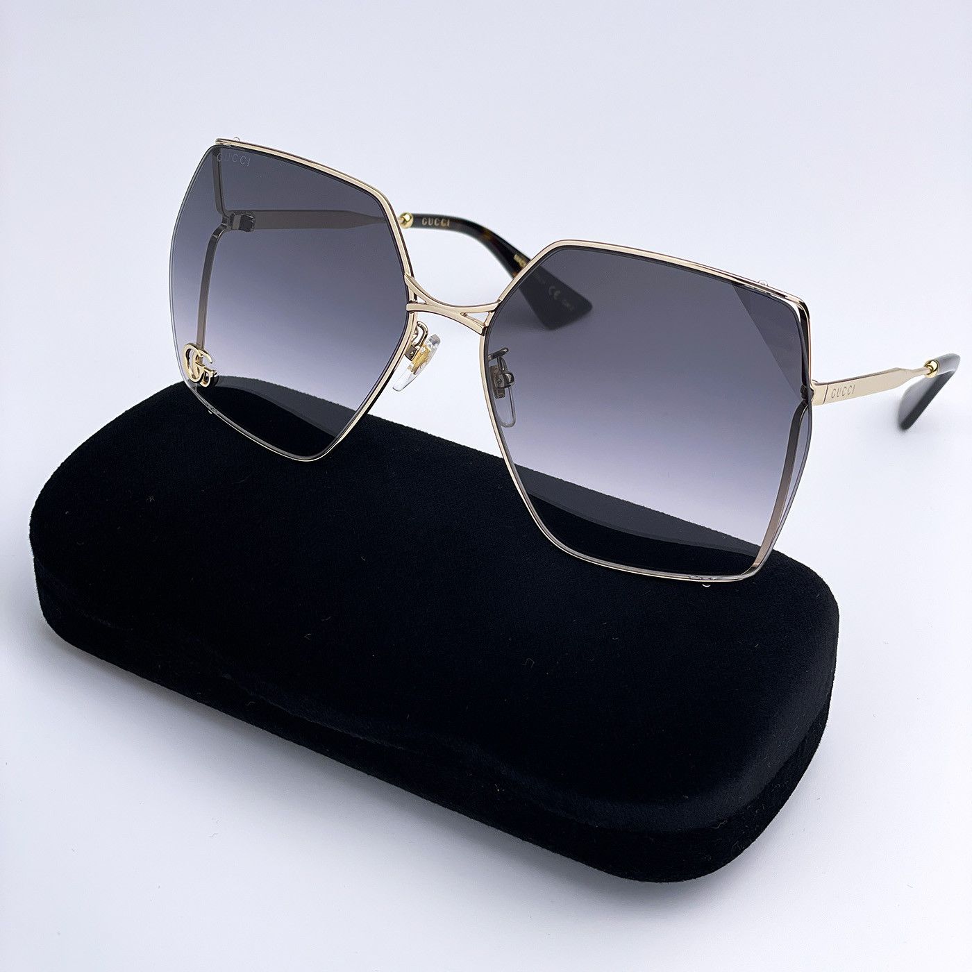 ? - New Authentic GUCCI GG1031S-001 59 Sunglass Woman Metal Gold-Gold-Grey Gucci Sunglasses GG1031S 001 main image 2