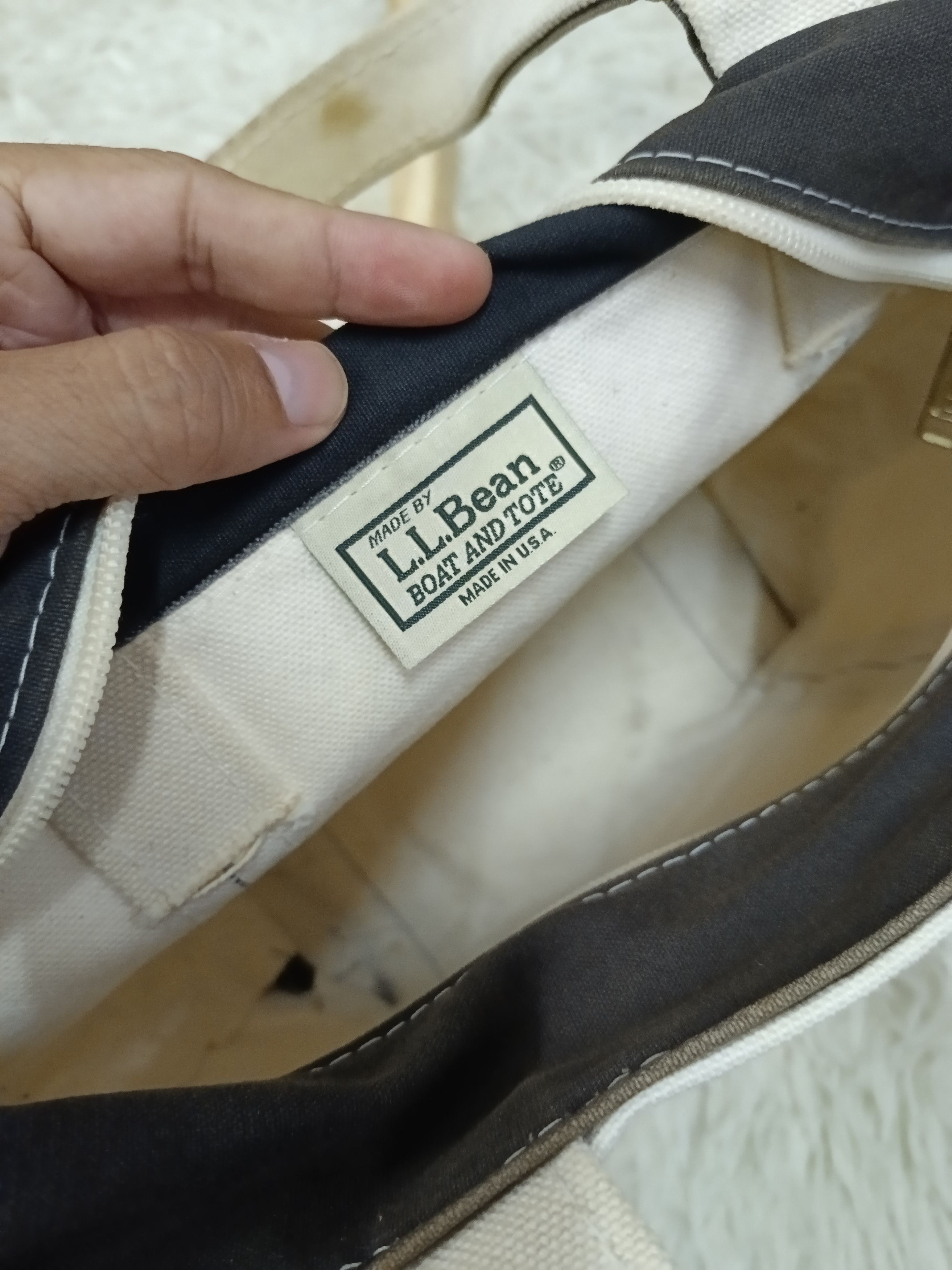 L.L. Bean DISTRESSED VINTGE L.L BEAN HARD CANVAS TOTE BAG Size ONE SIZE - 11 Thumbnail