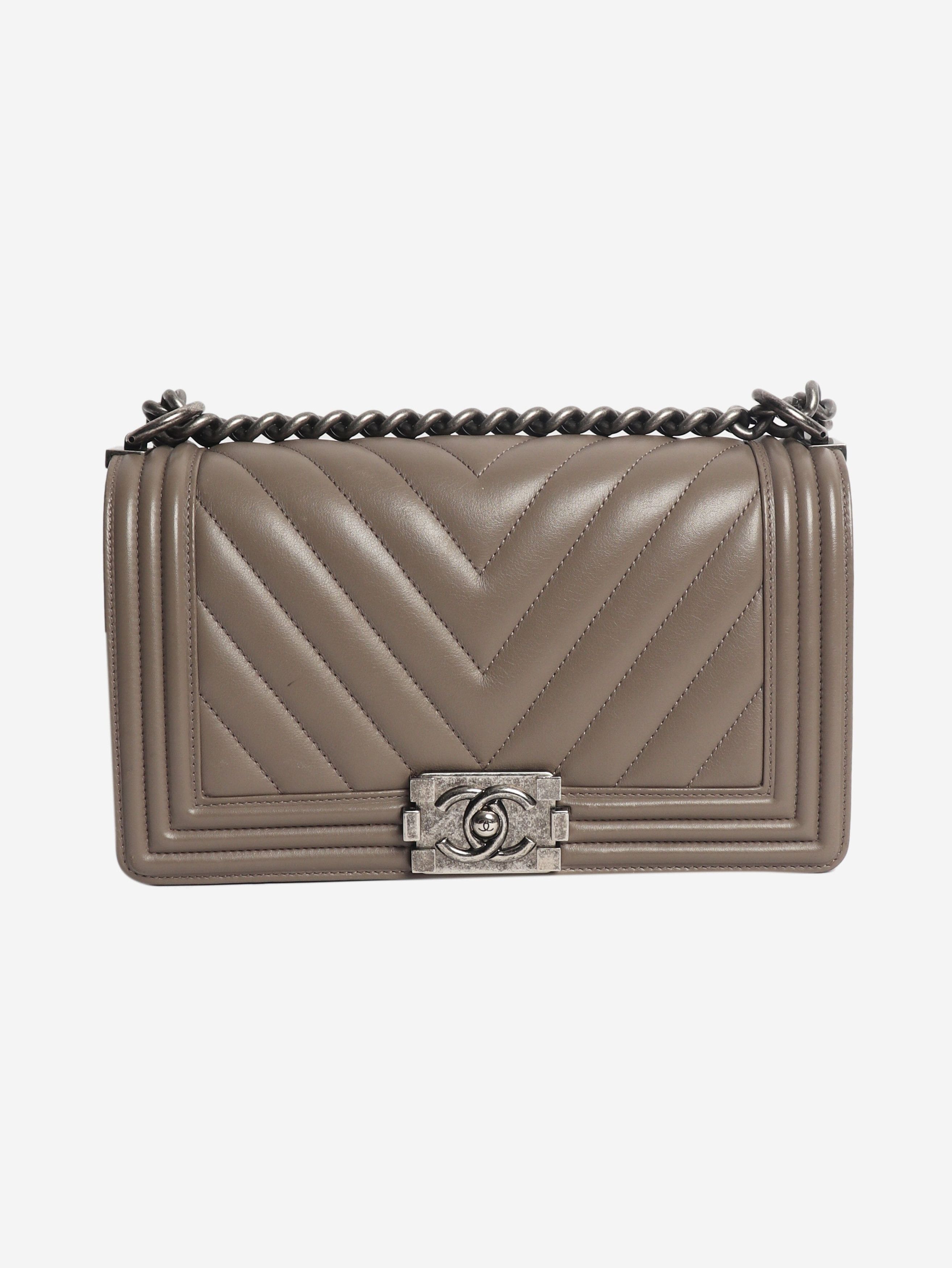 Chanel Grey 2014 medium chevron-quilted leather Boy bag Size ONE SIZE - 1 Thumbnail