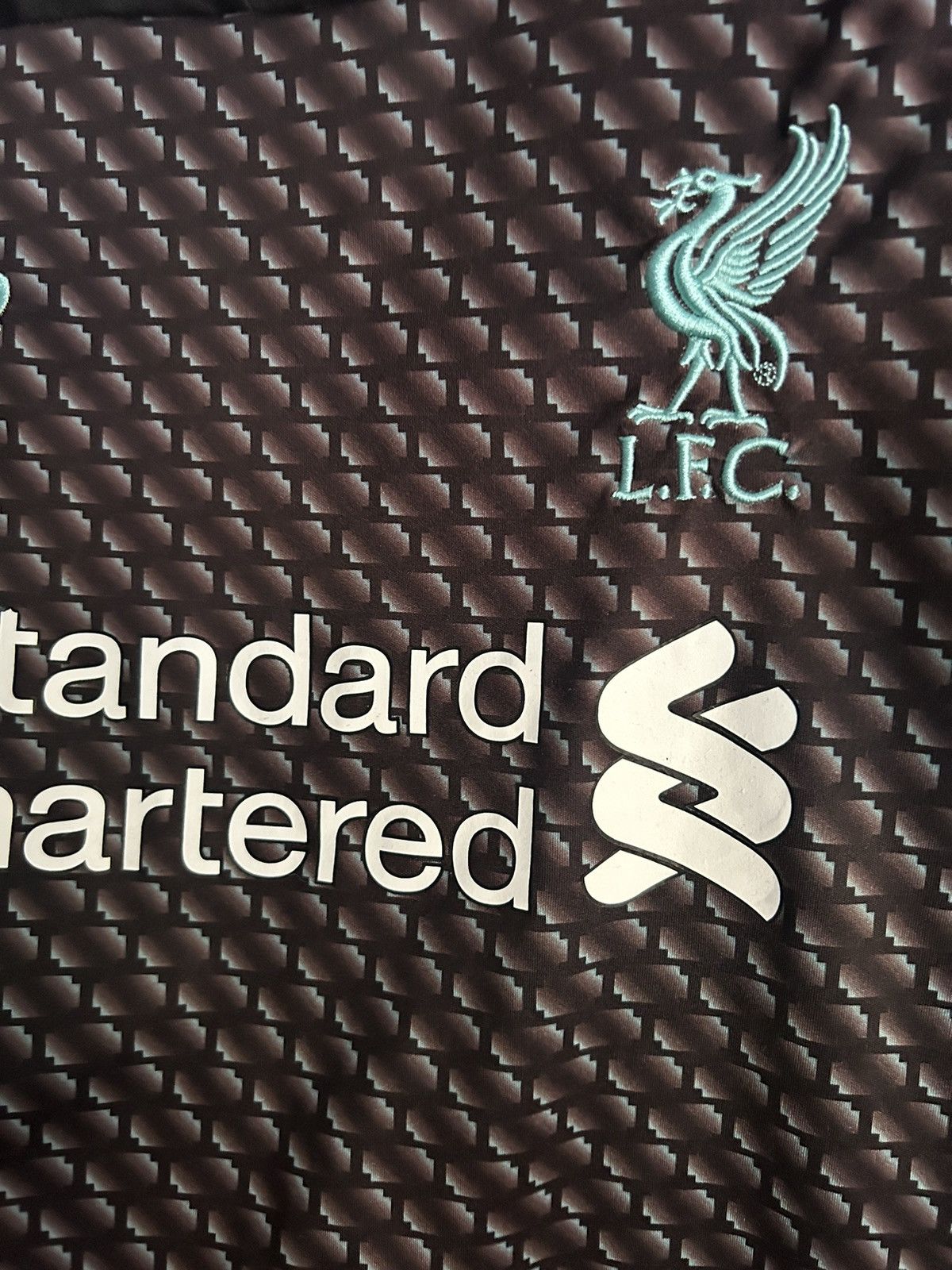 New Balance Fc Liverpool 2019/20 away soccer jersey Size US M / EU 48-50 / 2 - 6 Thumbnail