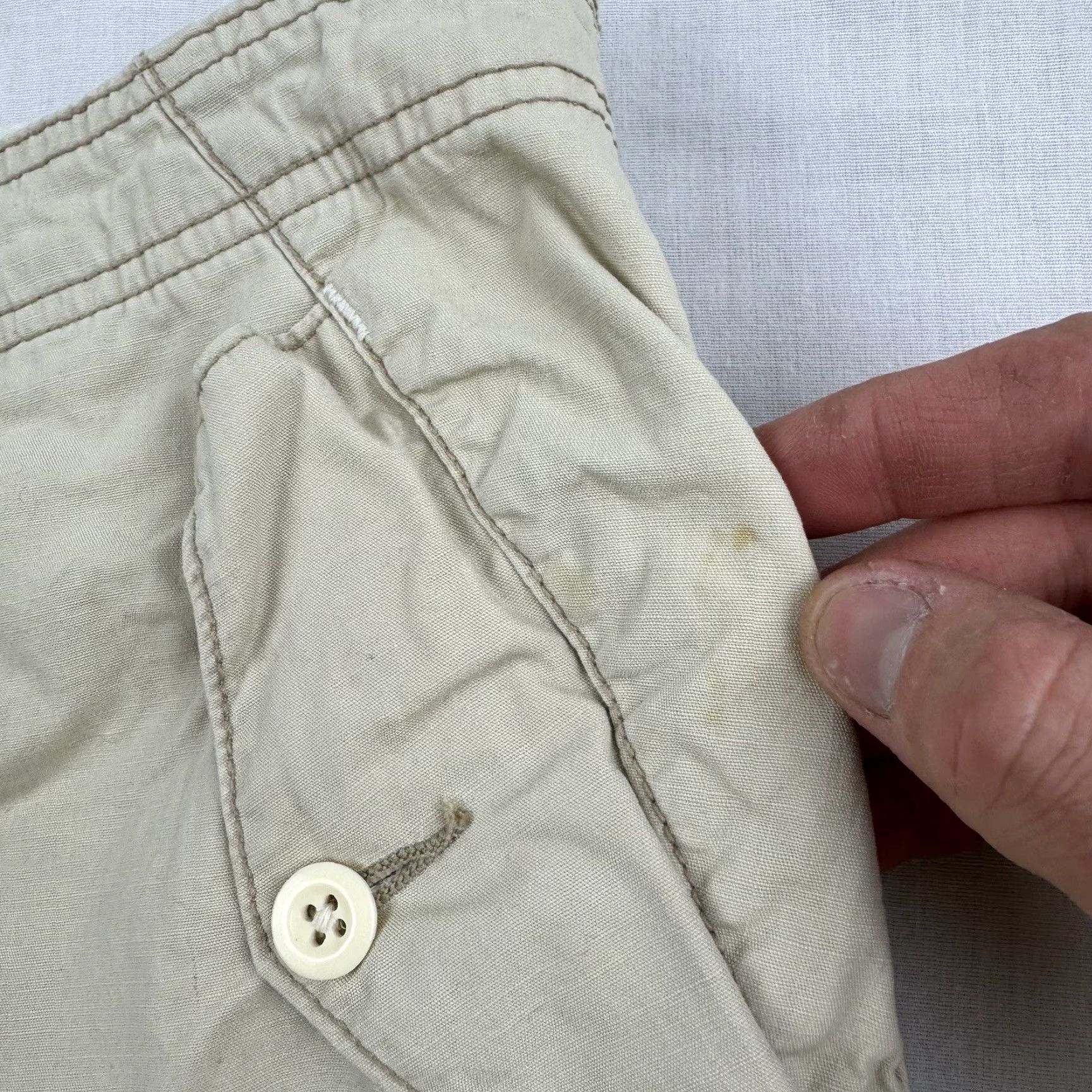 Polo Ralph Lauren Vintage Polo Ralph Lauren Cargo Shorts 36 Khakis Baggy Military Surplus Adult Men Ivory 10 in Inseam Relaxed Regular Zip Solid Pattern Size US M / EU 48-50 / 2 - 3 Thumbnail