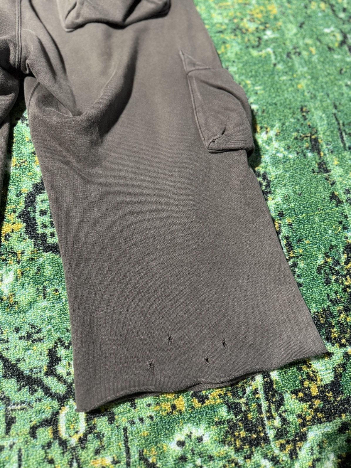 Number (N)ine Number (N)ine SS05 “Nightcrawler” Multi-Pocket Cargo Capris Size US 30 / EU 46 - 14 Thumbnail