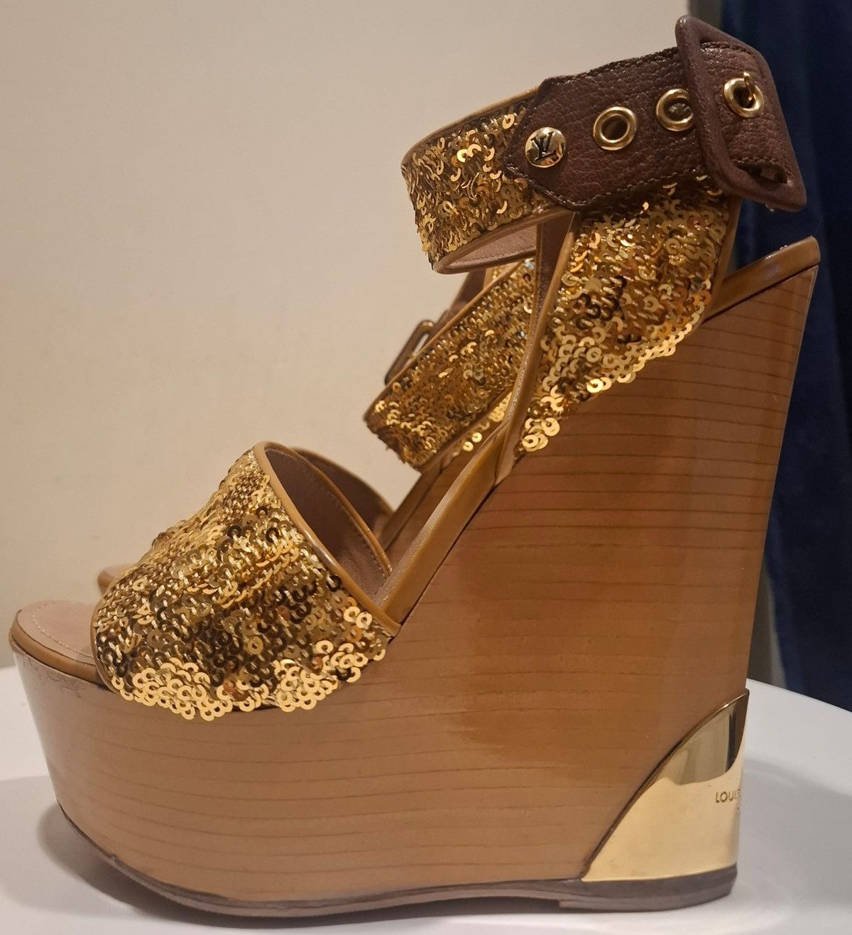 Louis Vuitton Louis Vuitton Gold Sequins Platform Wedge Ankle Wrap Sandals Size US 6 / IT 36 - 1 Thumbnail