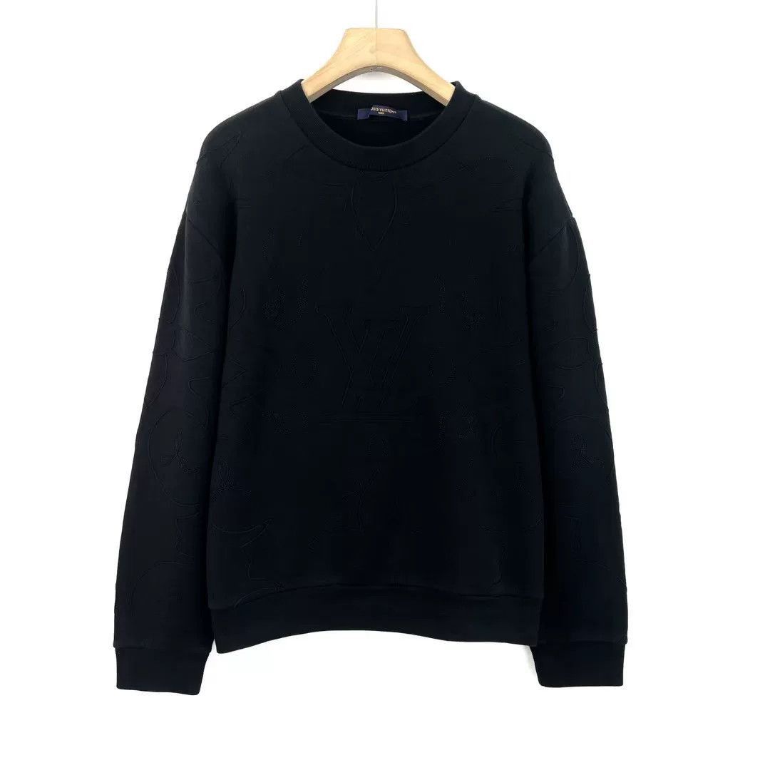 Louis Vuitton louis vuitton black pullover sweater with embroidery. Size US L / EU 52-54 / 3 - 1 Thumbnail