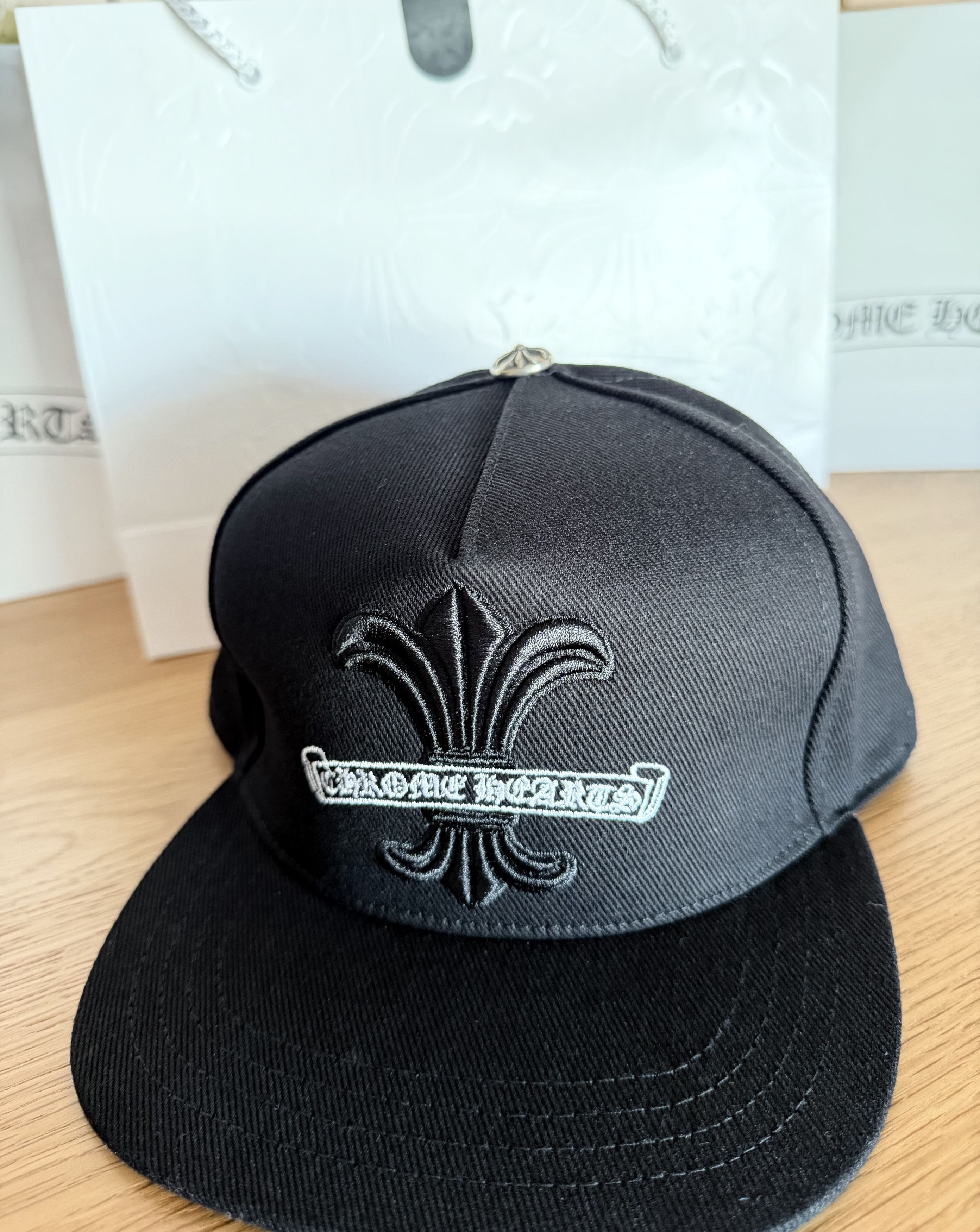 Chrome Hearts Chrome Hearts Authentic 3D embroidered fleur-de-lis emblem Size ONE SIZE - 1 Thumbnail