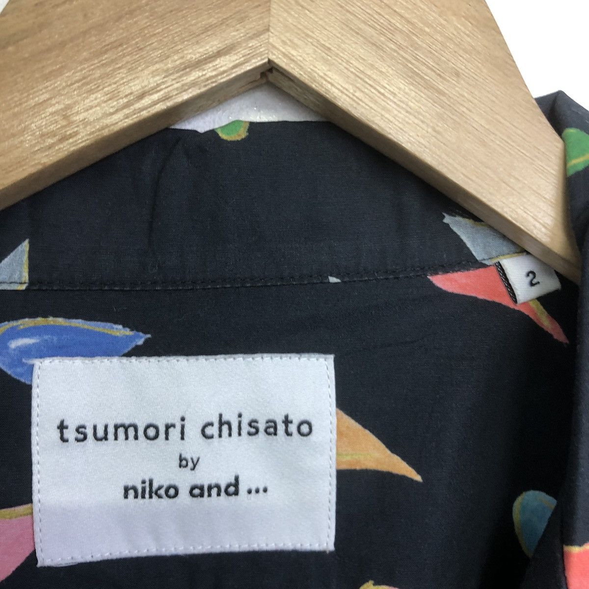 TSUMORI CHISATO BY NIKO AND… OPEN COLLAR BOXY SHIRT