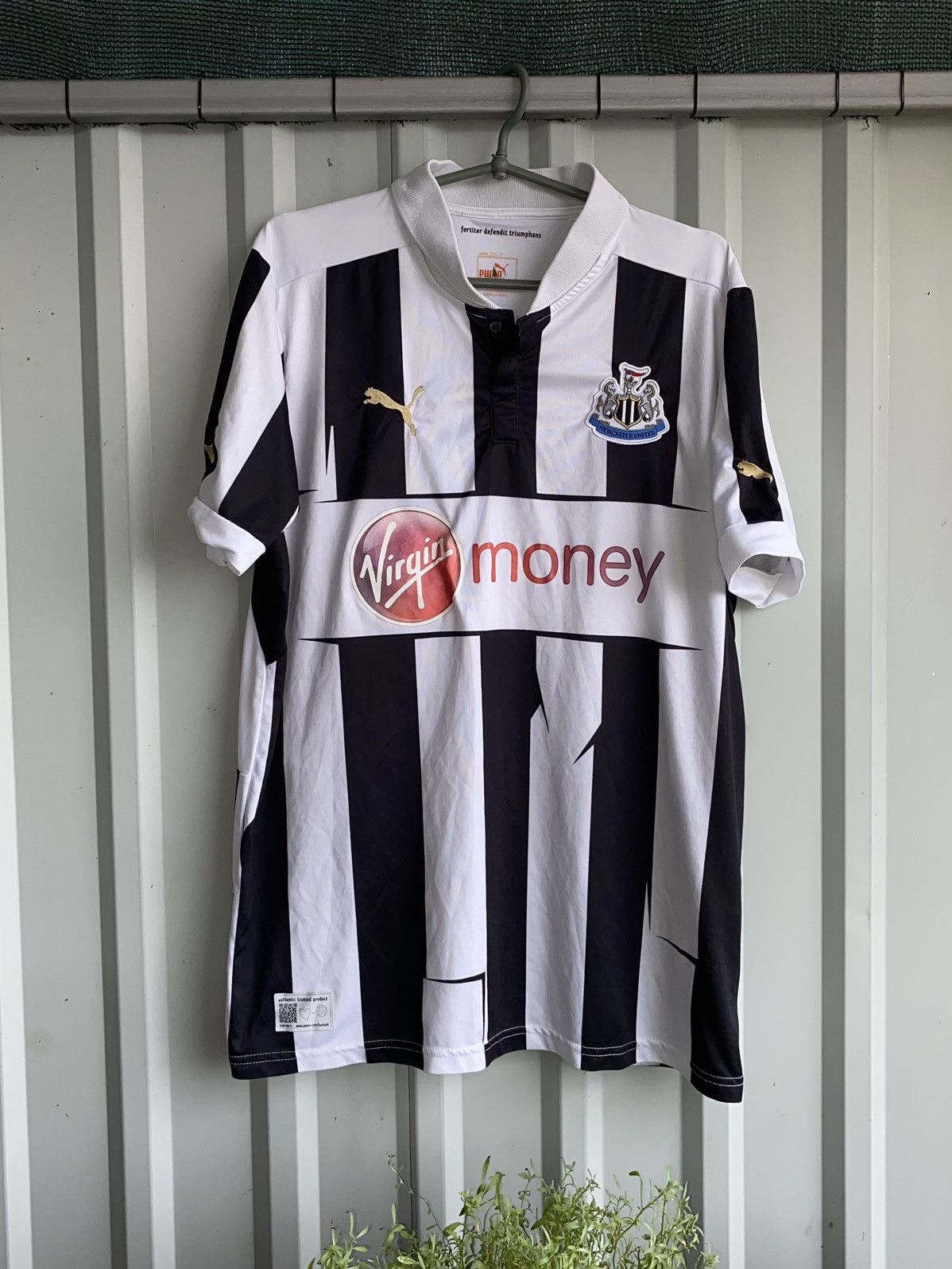 Puma Puma Newcastle United 2012 2013 Home Football Jersey Size L Size US L / EU 52-54 / 3 - 1 Thumbnail