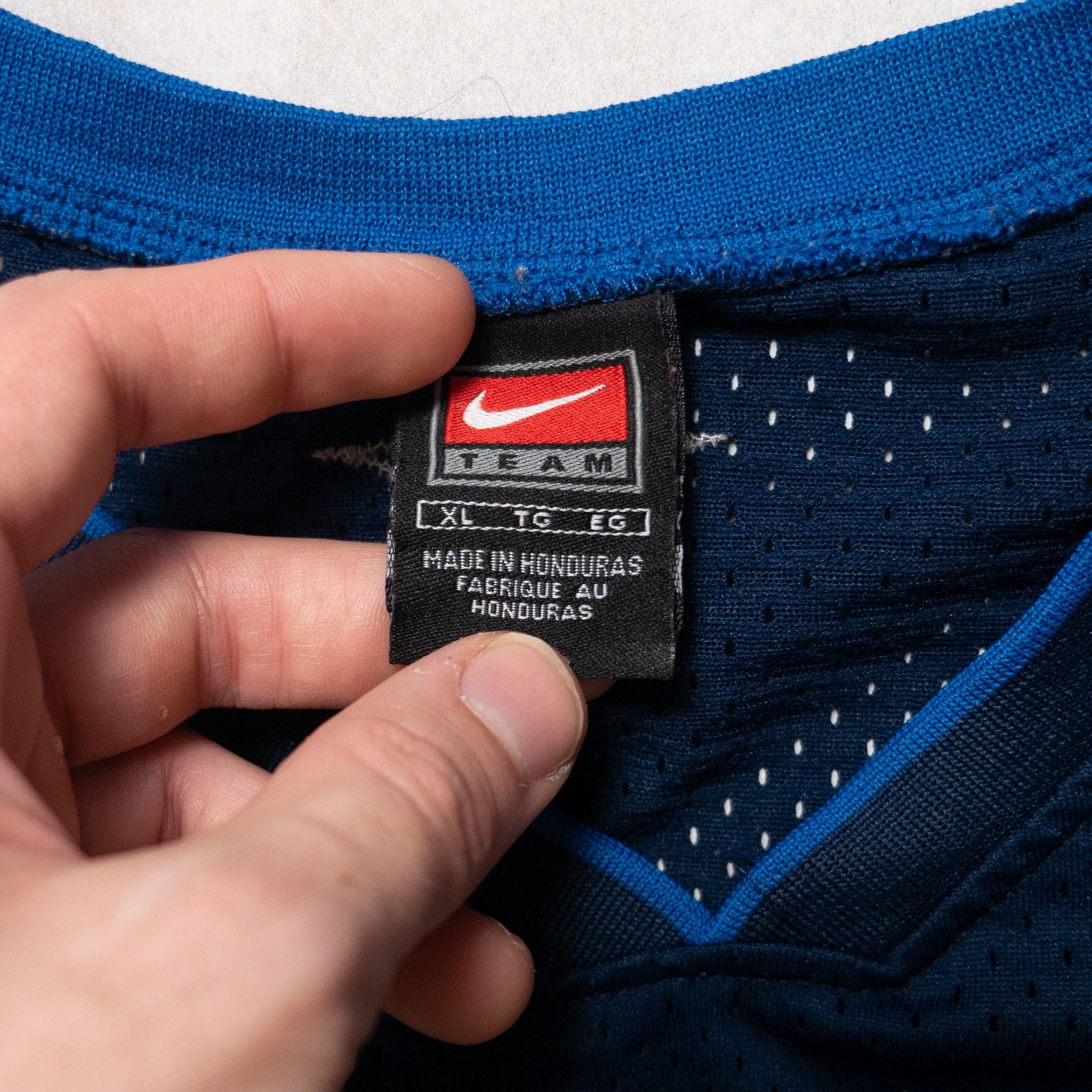 Nike Vintage Nike x Dallas Maverics NBA Jersey Nowitzki Size US XL / EU 56 / 4 - 6 Thumbnail