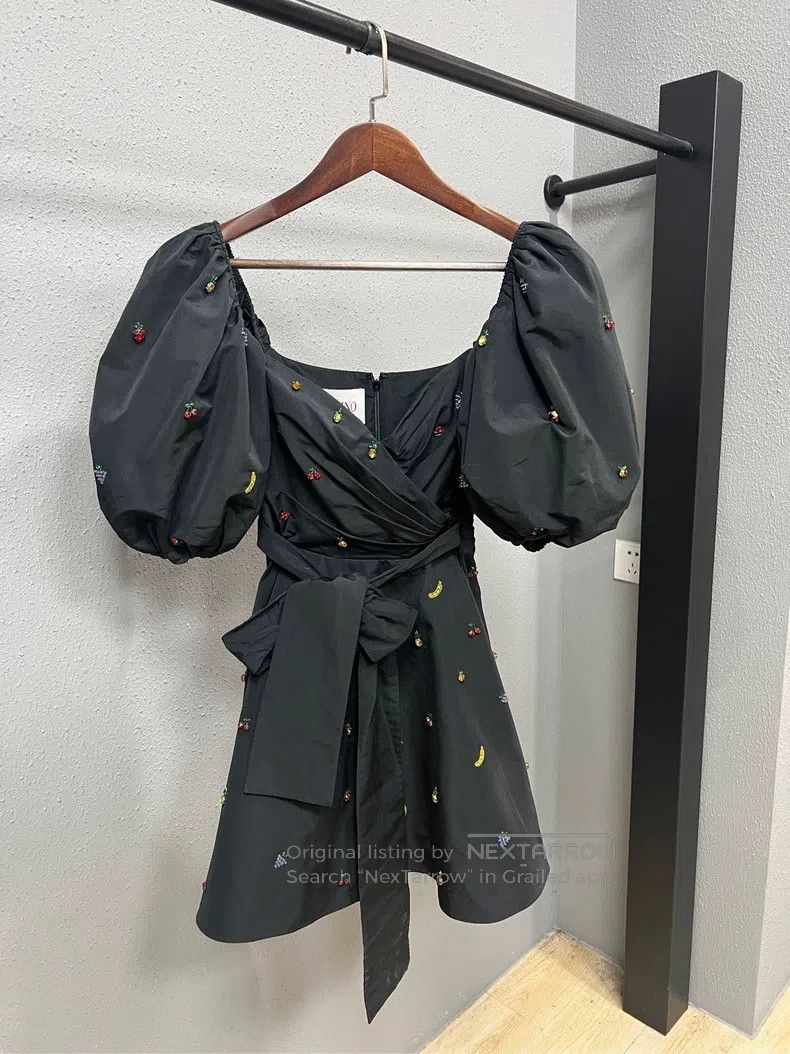 Valentino Valentino Fruit-embellished bubble skirt with diamonds Size S / US 4 / IT 40 - 1 Thumbnail