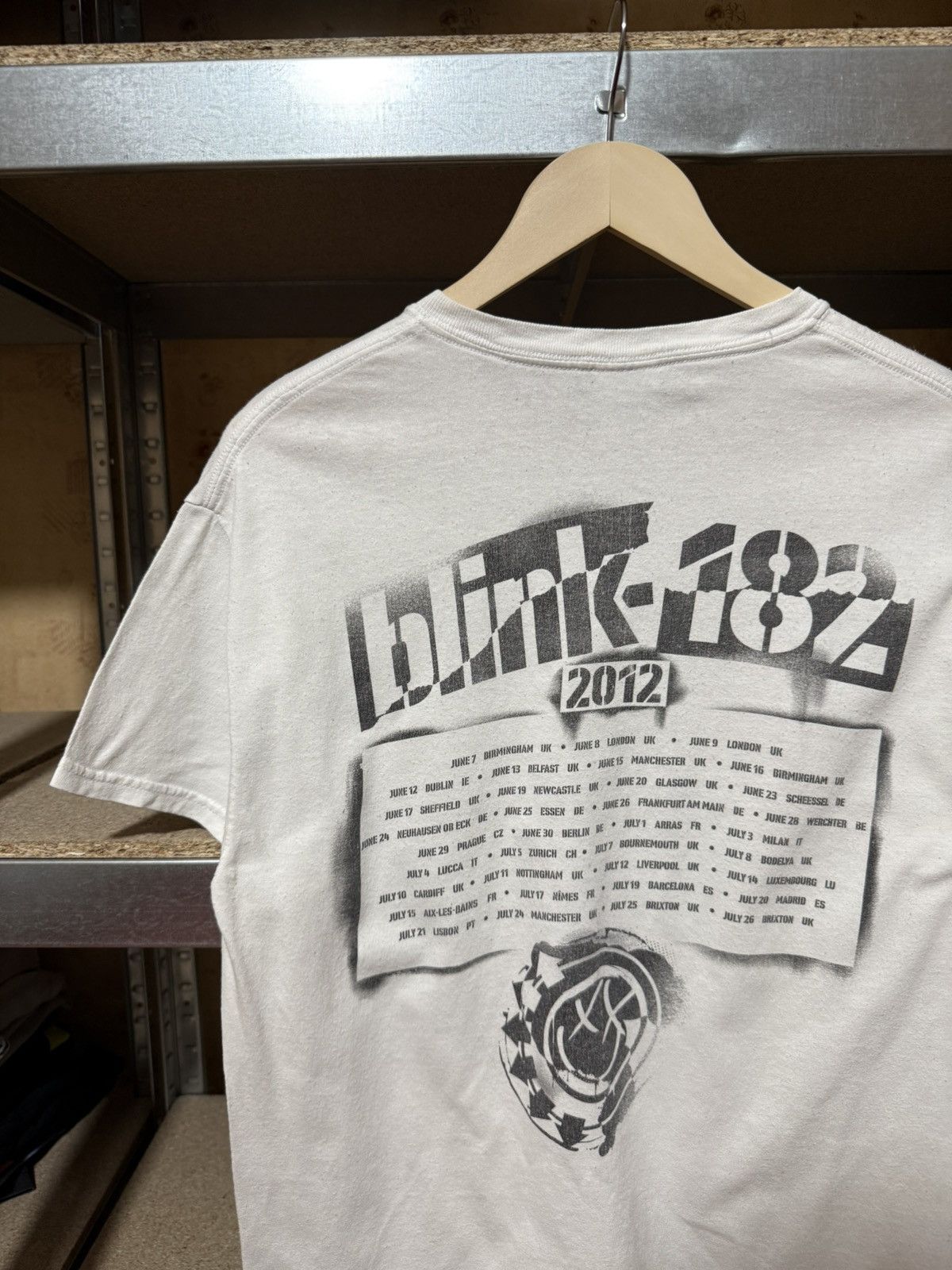 Band Tees × Vintage Vintage Rock Band Blink 182 Tour 2012 Retro T-Shirt Y2K Hype Size US M / EU 48-50 / 2 - 4 Thumbnail
