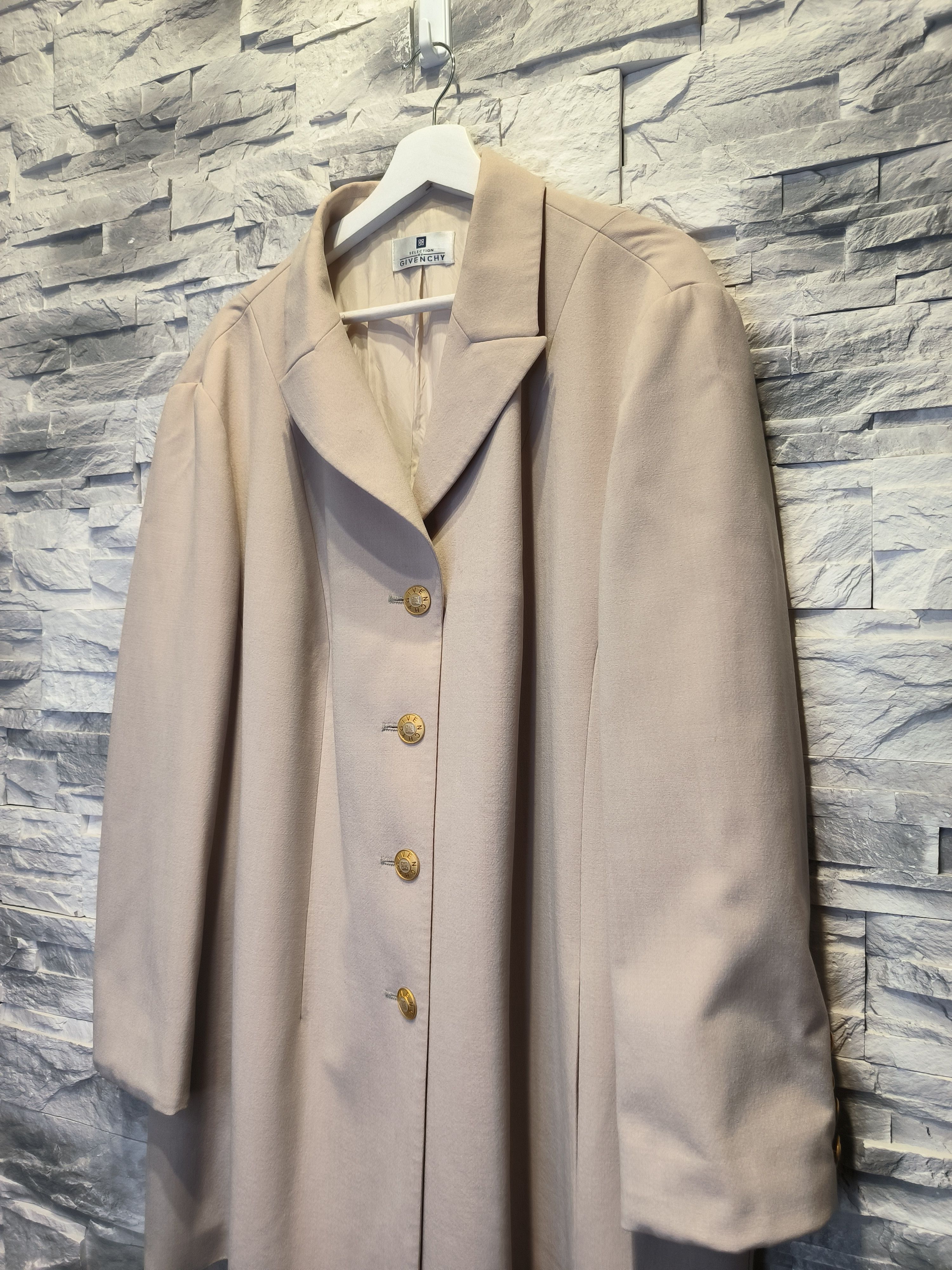 Givenchy × Vintage Vintage Selection de Givenchy Coat Trench Beige Size XXL / US 16-18 / IT 52-54 - 2 Thumbnail