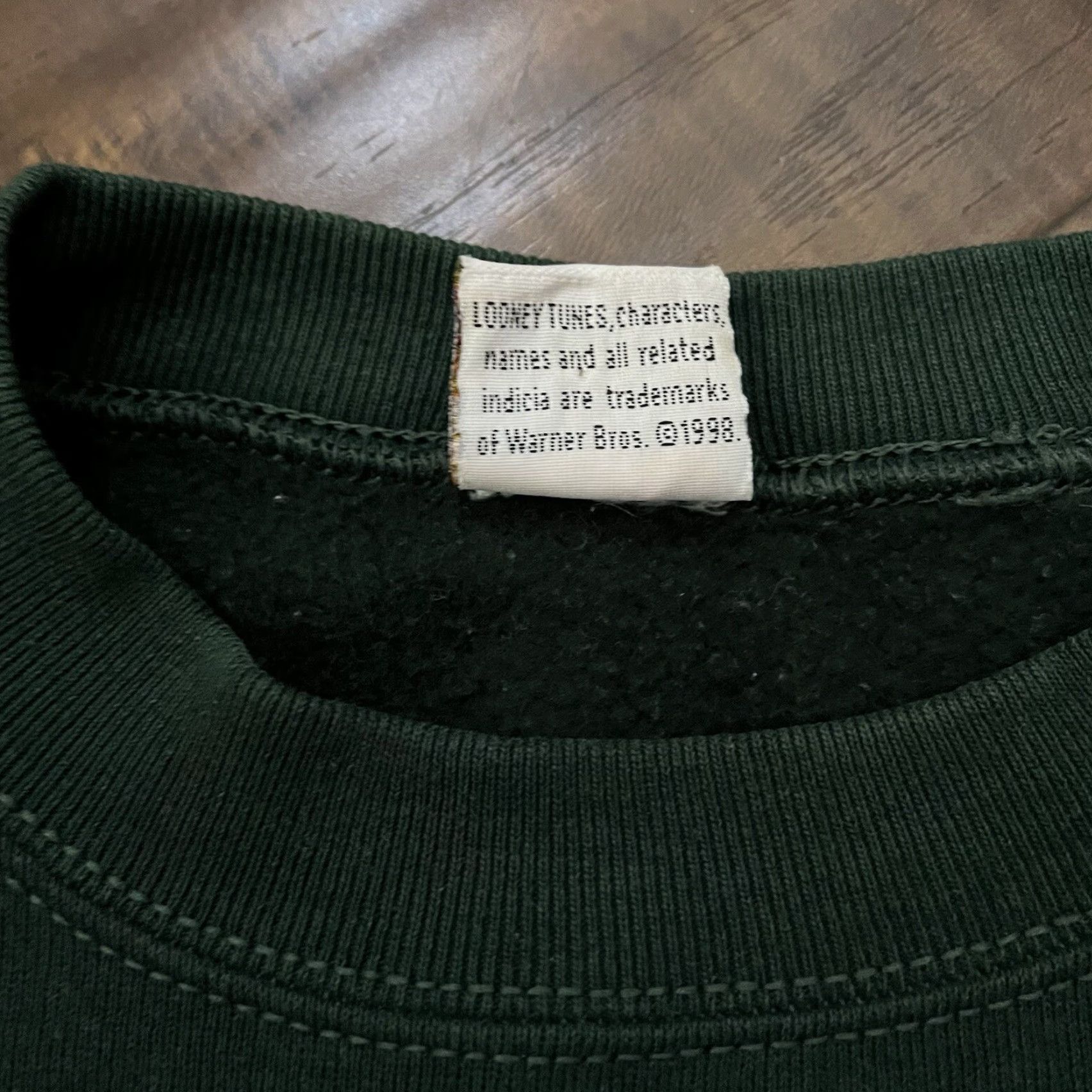 Vintage VINTAGE Tweety Bird Crewneck Sweatshirt XL Looney Tunes 90s Warner Bros Green Unisex Adults Sweatshirt Size US XL / EU 56 / 4 - 4 Thumbnail