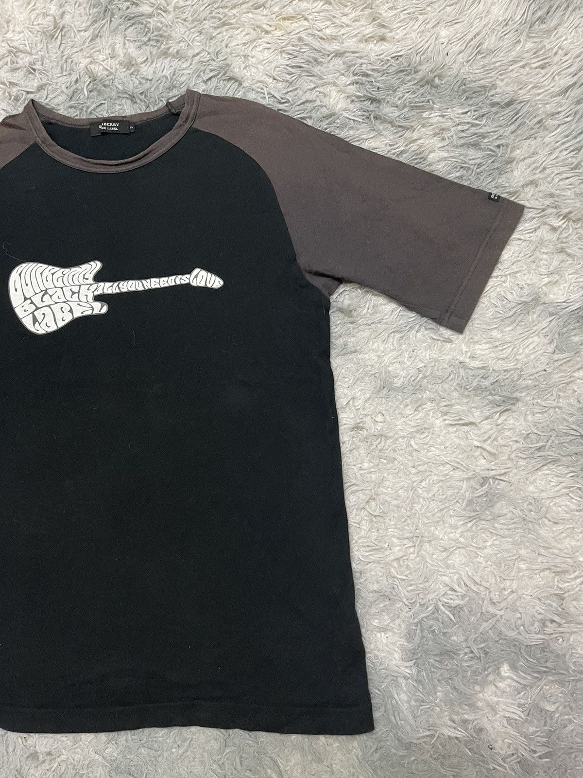 Burberry VINTAGE BURBERRY BLACK LABEL ALL YOU NEED IS LOVE T SHIRT Size US M / EU 48-50 / 2 - 4 Thumbnail