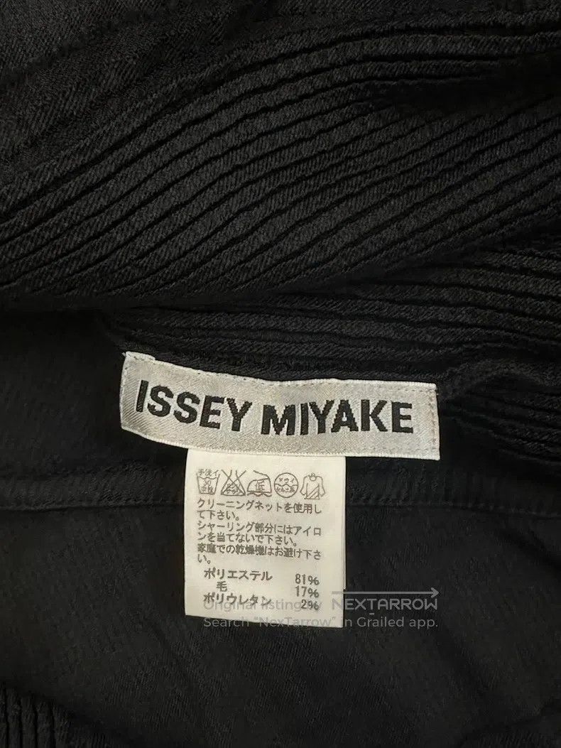 Issey Miyake Issey Miyake Main Line Poster Style Pleated Asymmetrical B Size M / US 6-8 / IT 42-44 - 6 Thumbnail
