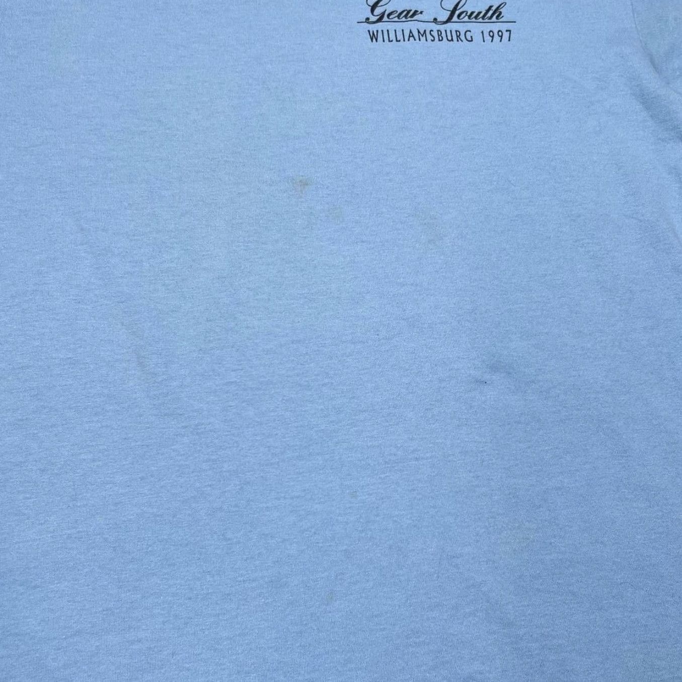 Fruit Of The Loom VINTAGE Williamsburg 1997 Souvenir Graphic Single Stitch T-Shirt Mens M Blue 90s Gear South Shirt 1990-1999 Size US M / EU 48-50 / 2 - 8 Thumbnail