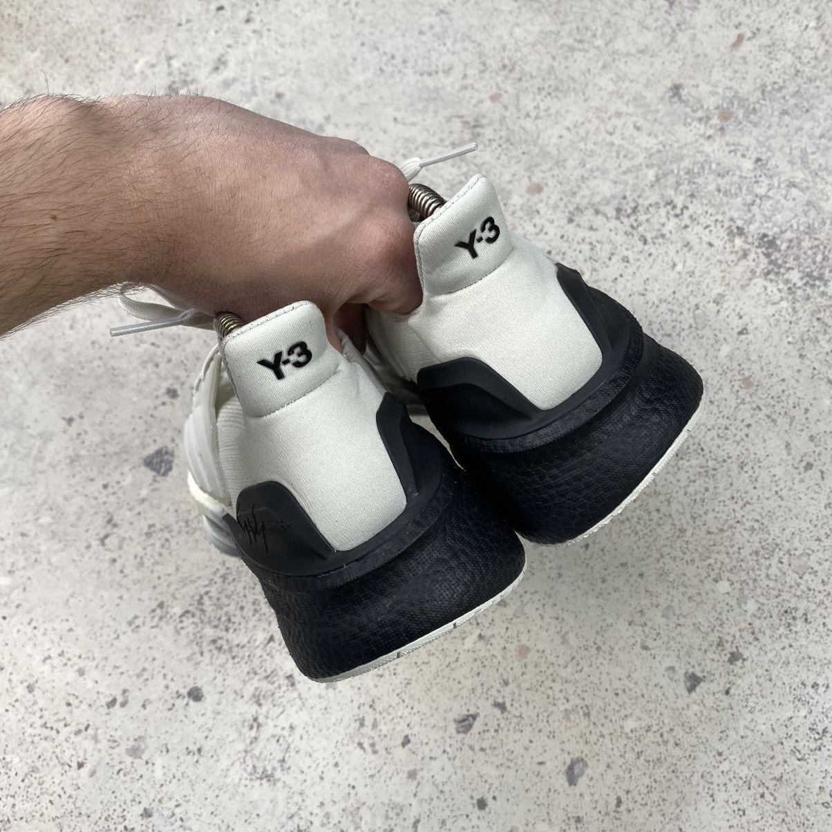 Y-3 ADIDAS Y-3 UltraBOOST 5 Yohji Yamamoto Grey/Black - JR6648 Size US 6 / EU 39 - 7 Thumbnail