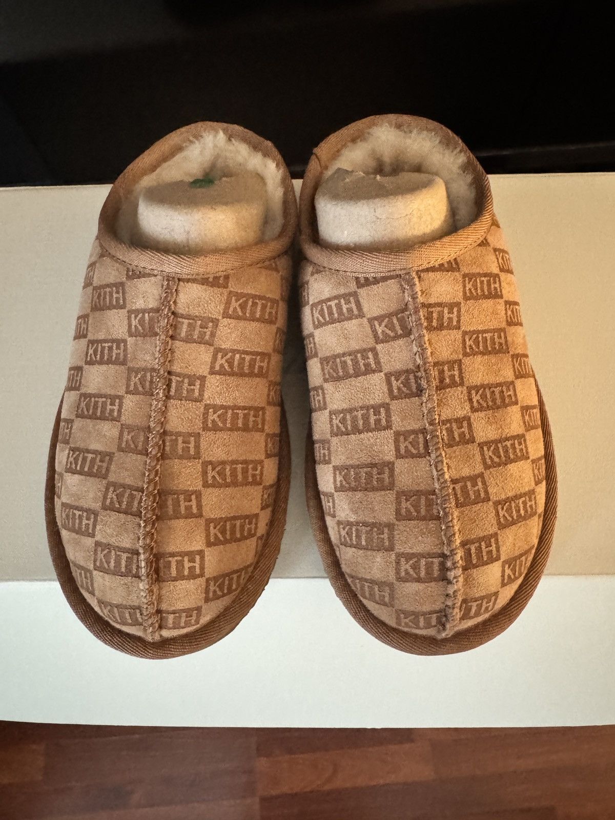 Kith × Ugg Kithmas Monogram Shearling Slippers Size US 5 / IT 35 - 4 Thumbnail