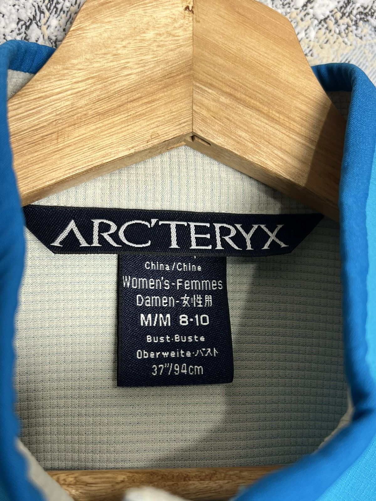 Arc'teryx × Vintage Vintage Arcteryx Epsilon AR Women's Softshell Zip Jacket Size S / US 4 / IT 40 - 5 Thumbnail
