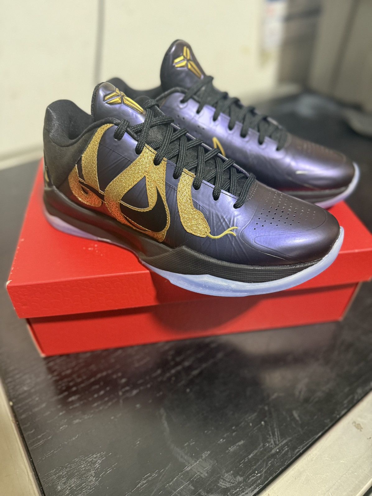 Nike NIKE KOBE V EGGPLANT / BLACK Size US 8 / EU 41 - 2 Thumbnail