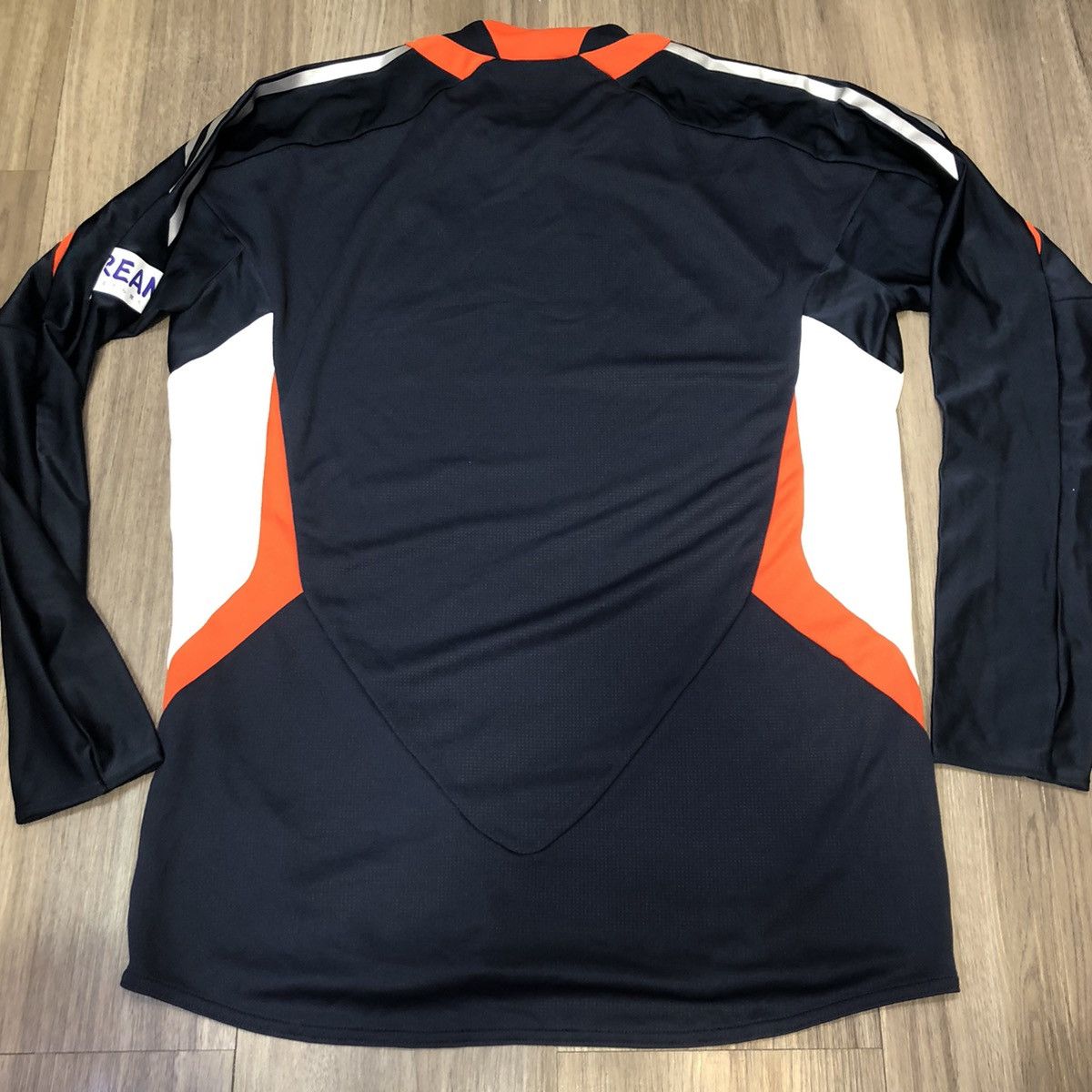 Adidas × Japanese Brand Japan 11/12 player issued/worn longsleeves training jersey Size US M / EU 48-50 / 2 - 2 Thumbnail