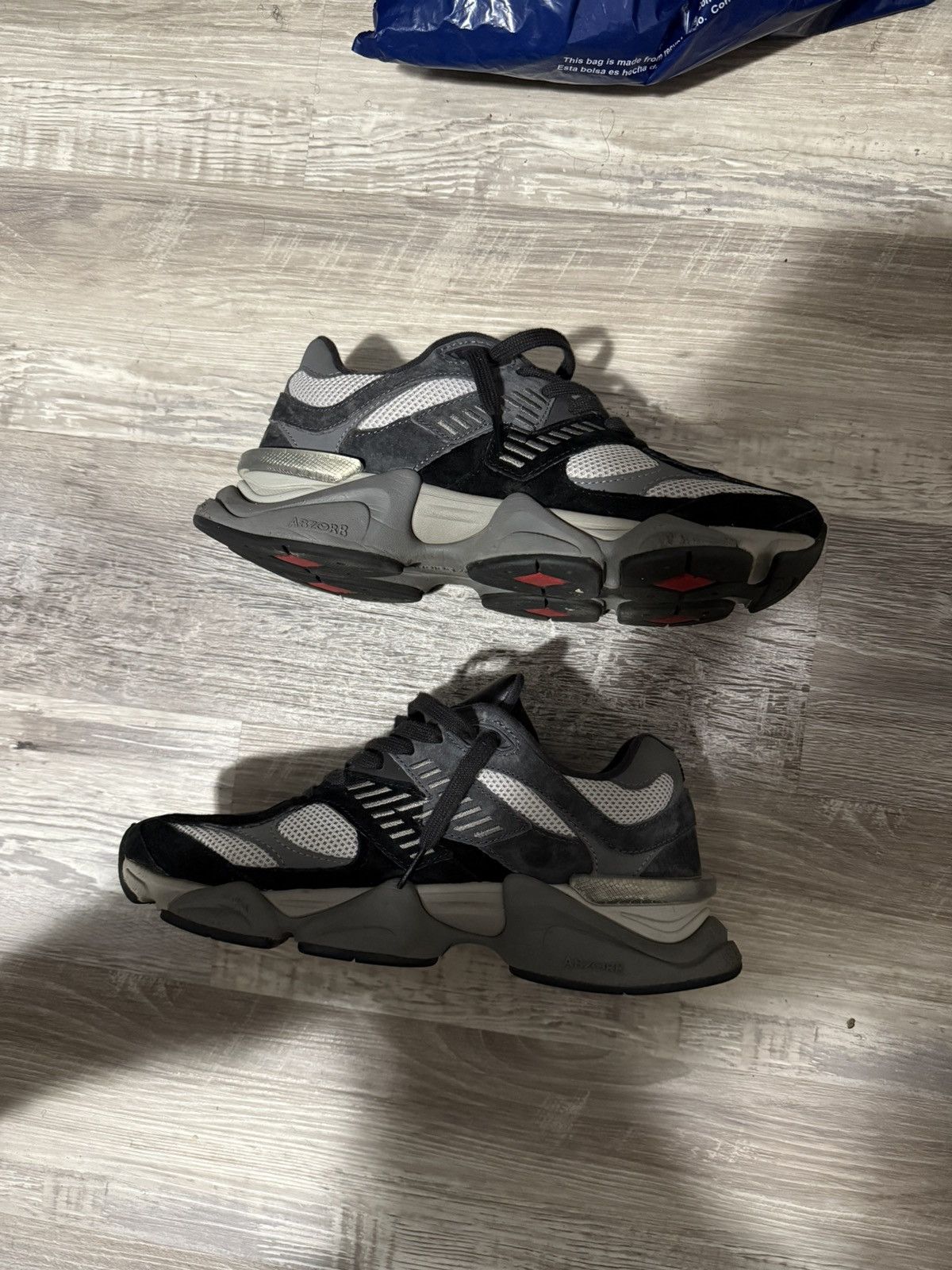 New Balance New balance 9060 Size US 8 / EU 41 - 2 Thumbnail