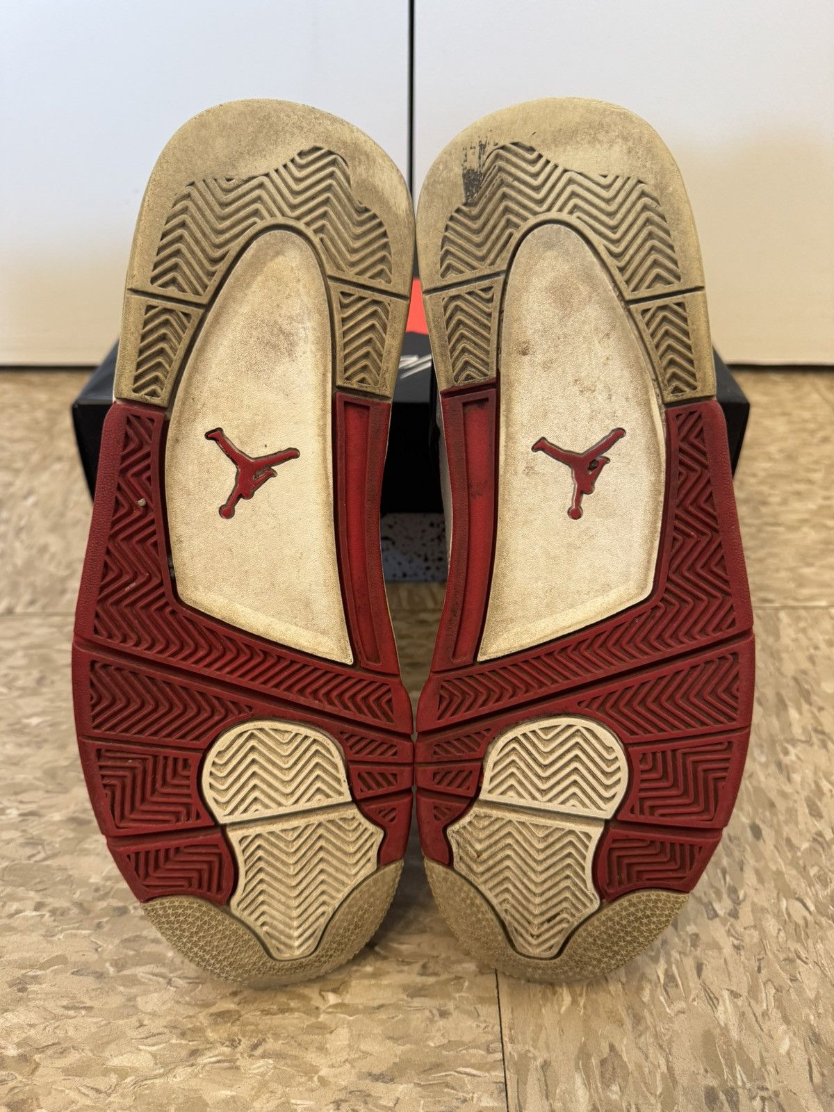 Jordan Brand Jordan 4 Retro Fire Red 2012 Vintage Size US 10 / EU 43 - 5 Thumbnail