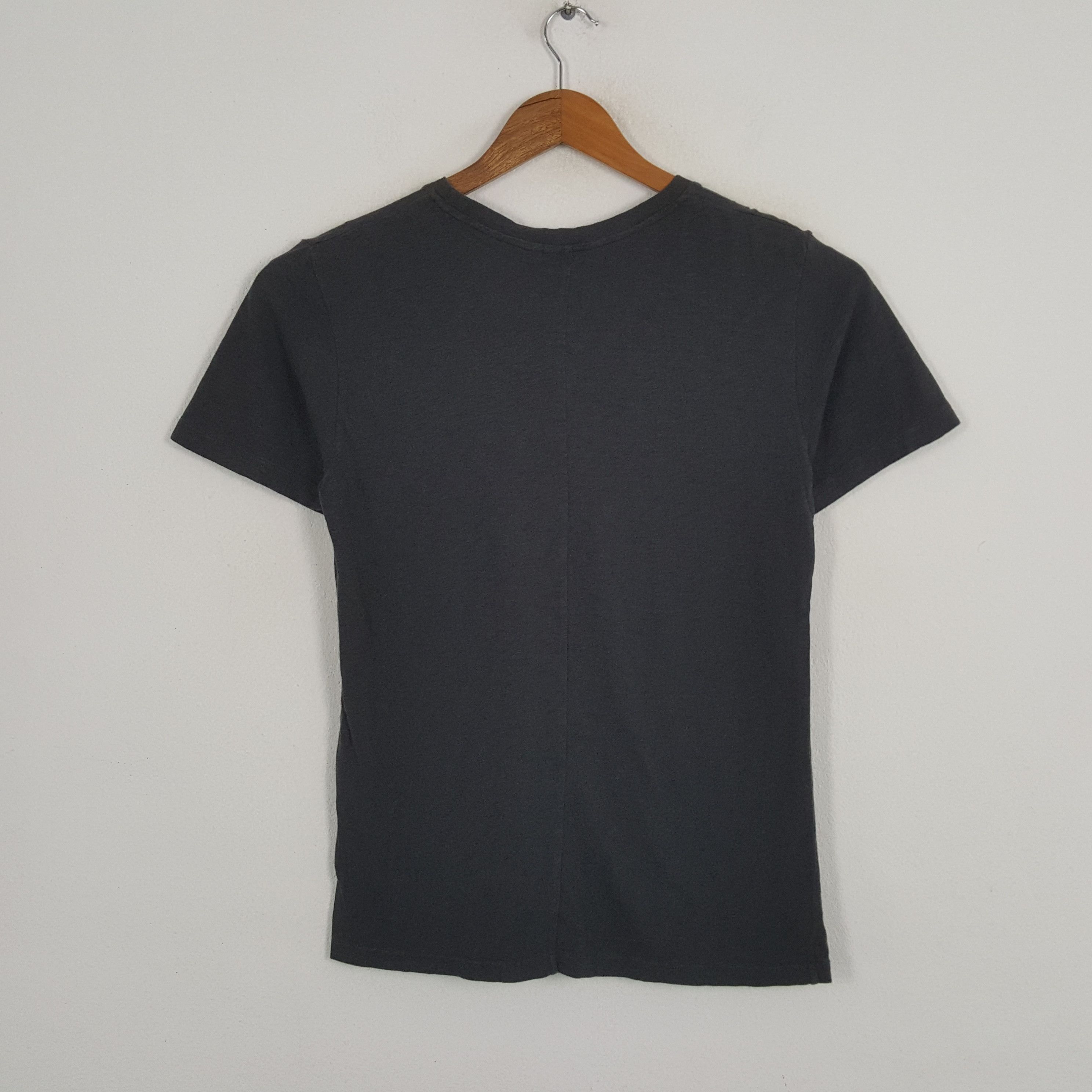 Undercover × Uniqlo × Vintage Vintage UNIQLO x UNDERCOVER Japanese Brand T-Shirts Size US S / EU 44-46 / 1 - 3 Thumbnail