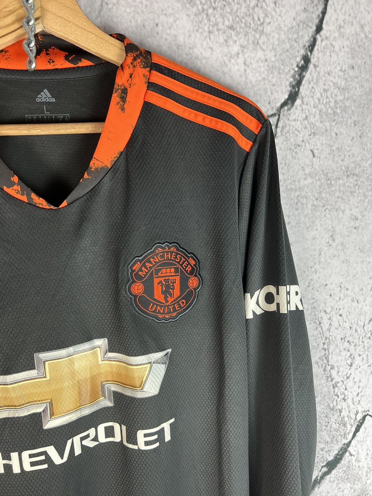 Adidas Manchester United Chevrolet 2020 jersey longs leeve Adidas Size US L / EU 52-54 / 3 - 3 Thumbnail