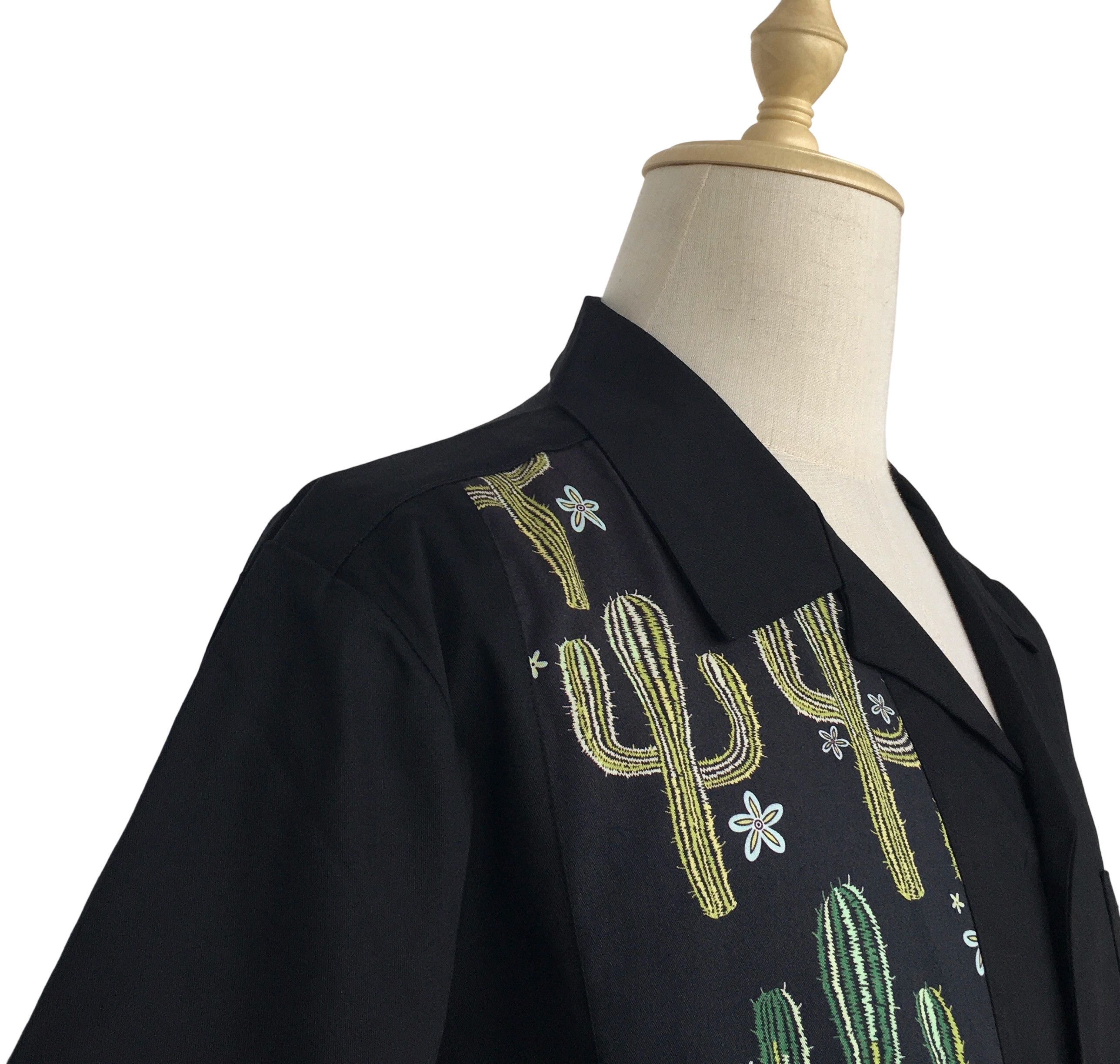 Other Vintage Style Contrast Men Shirts Black&Cactus Size US XL / EU 56 / 4 - 5 Thumbnail