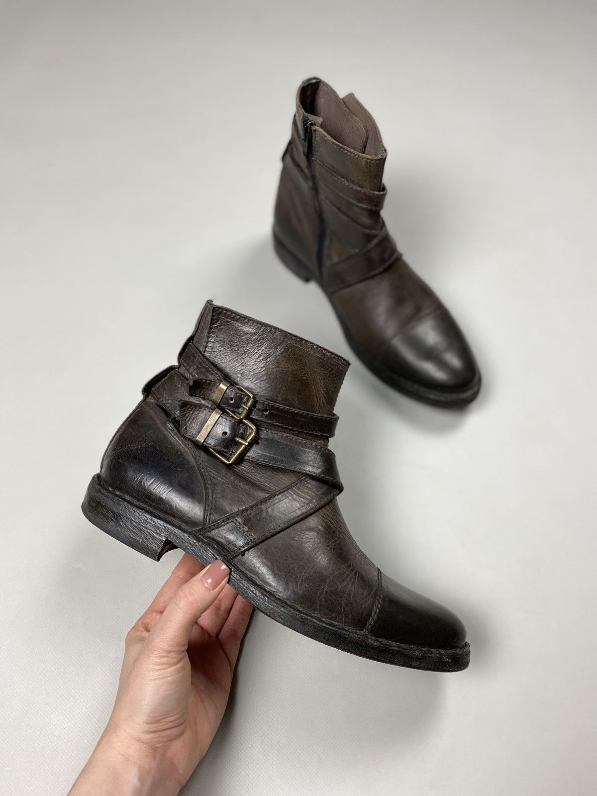 MoMA MOMA ladies avant-garde leather ankle biker boots size 38 Size US 8 / IT 38 - 5 Thumbnail