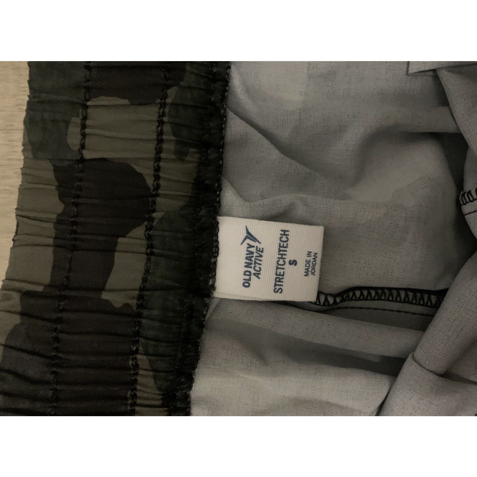 Old Navy Old Navy Active Stretch Tech Jogger Pants Women's Small Army Camouflage Color Size 28" / US 6 / IT 42 - 2 Thumbnail