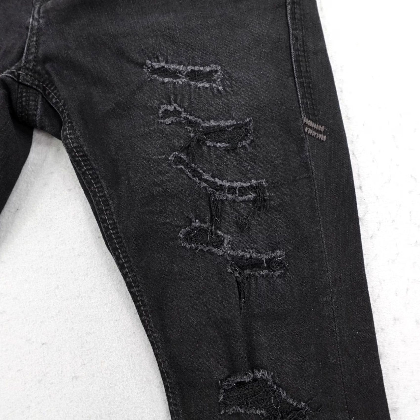 Vintage American Fighter Jeans Mens 31x30 Black Denim Straight Fit Distressed Buckle Size US 31 - 4 Thumbnail