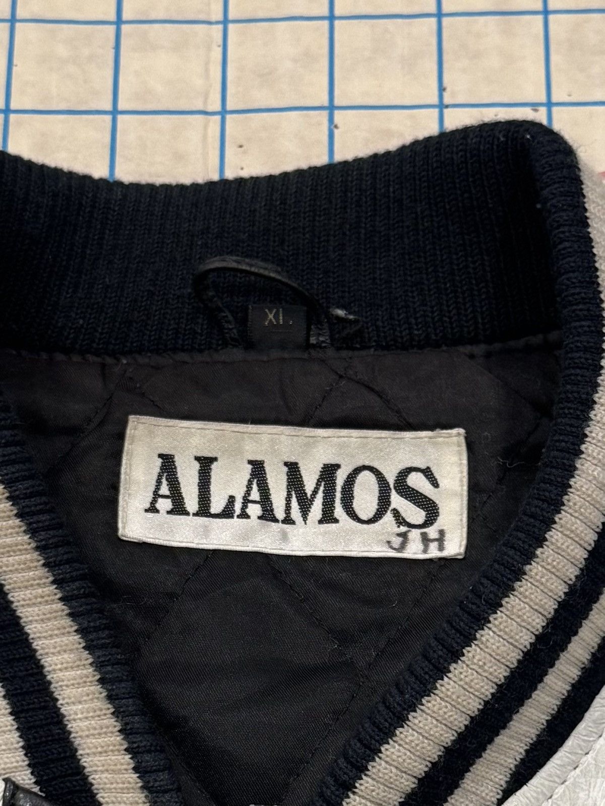 Vintage Vintage Alamos Delta Force Leather Bomber Jacket Mens SizeXL Size US XL / EU 56 / 4 - 9 Thumbnail