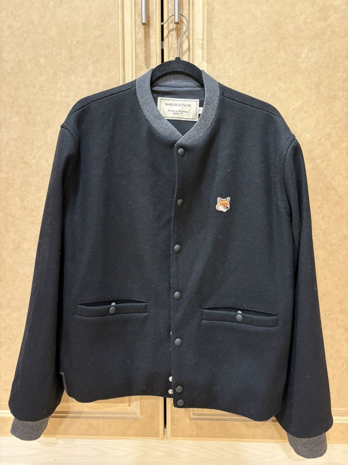Maison Kitsune Maison Kitsuné Fox Head Wool Bomber Jacket Size US S / EU 44-46 / 1 - 1 Thumbnail