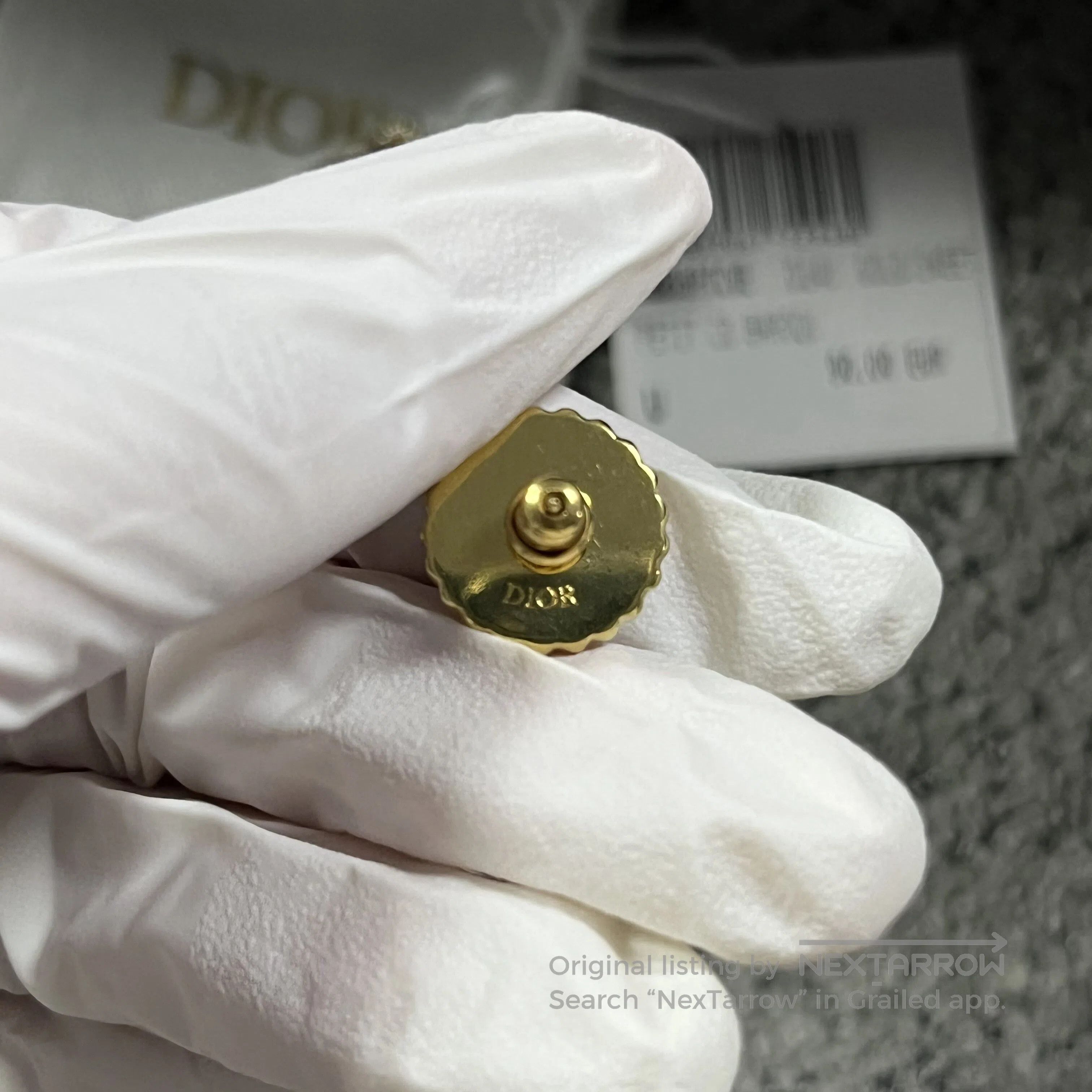 Dior Dior Logo letter design; classic and stylish earrings| Size ONE SIZE - 4 Thumbnail