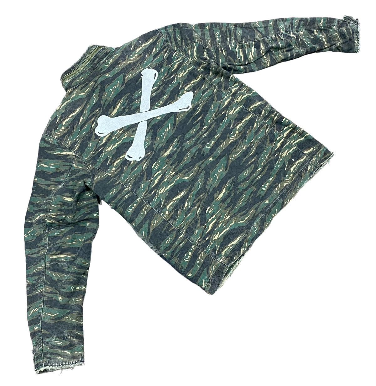 Japanese Brand × Vintage SEVENSENSE Revolution Tiger Stripe Zipper Jacket Size US S / EU 44-46 / 1 - 1 Thumbnail