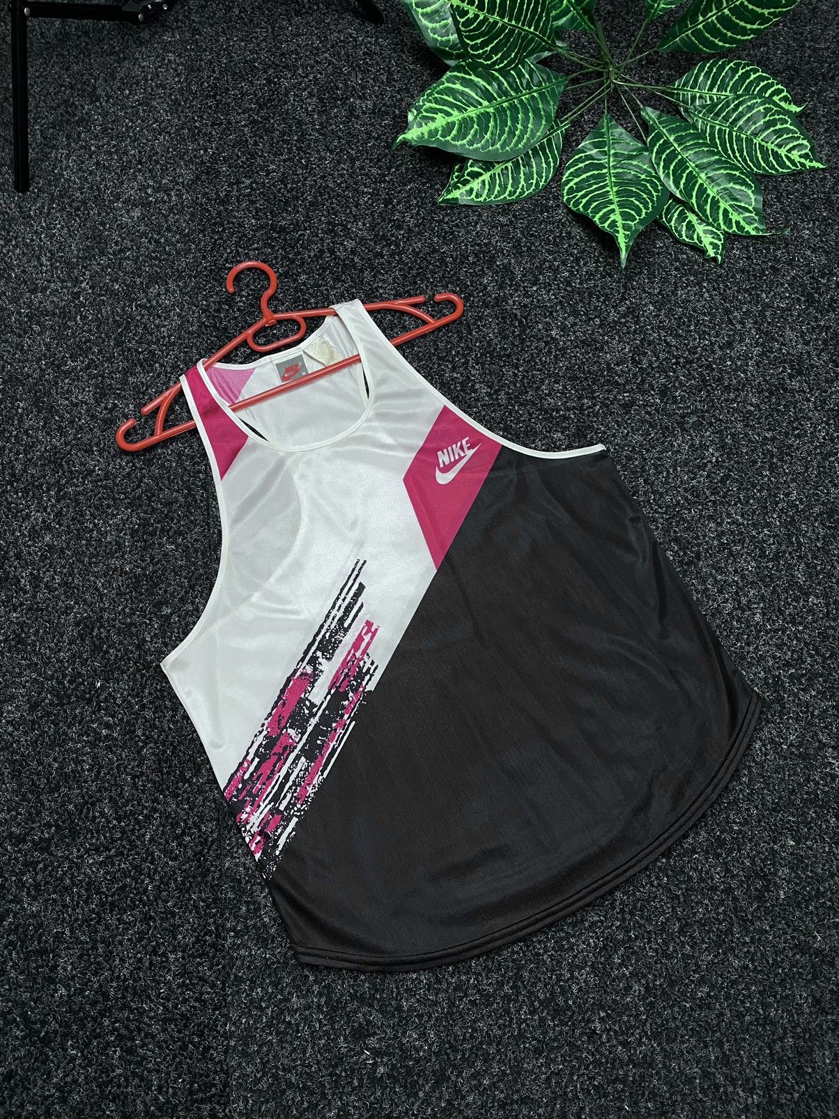 Very Rare Vintage Nike Court Challenge Tank Size M Y2K - Jerseys