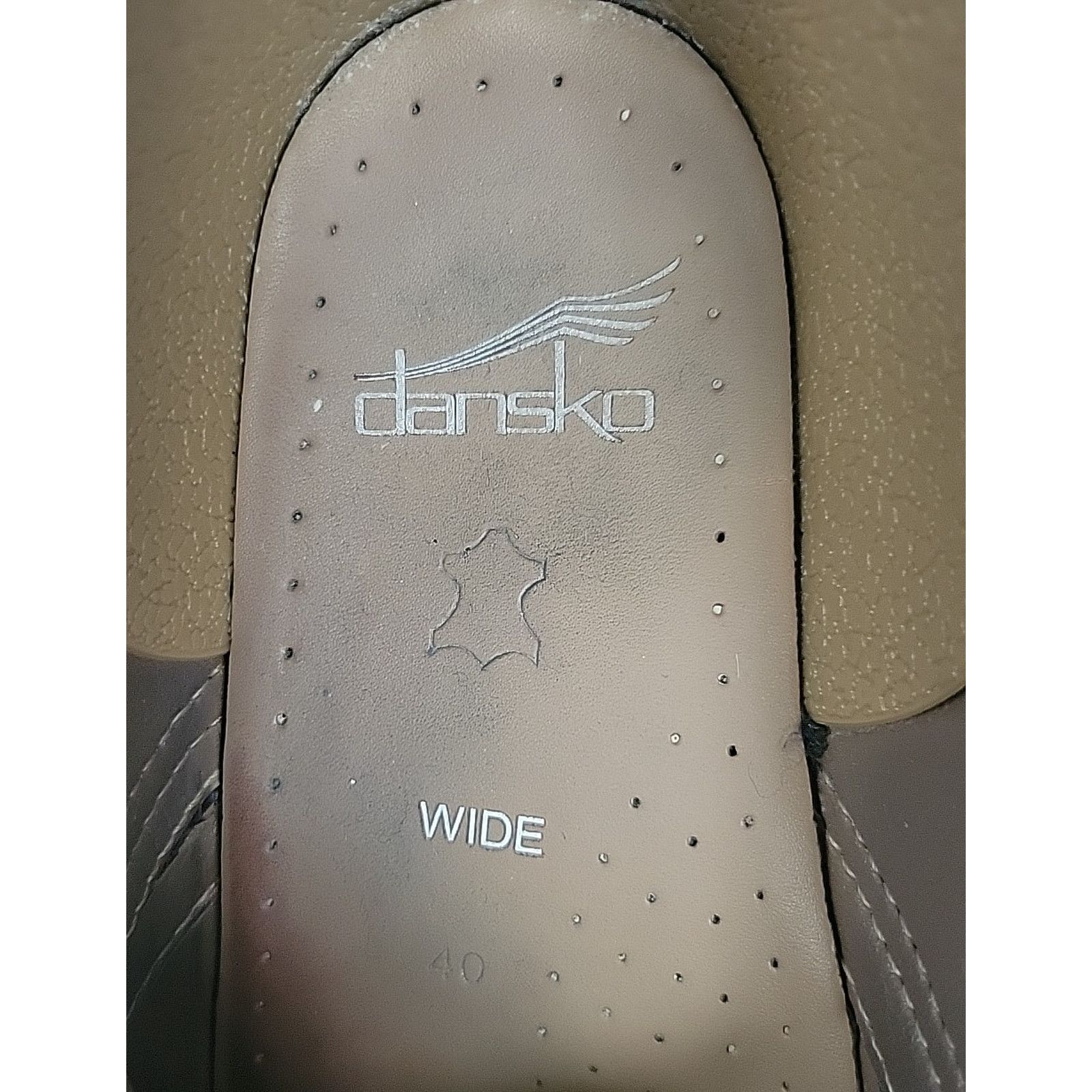 Dansko Dansko Professional Honey Distressed Leather Slide Size 40W Size US 9.5 / IT 39.5 - 7 Thumbnail