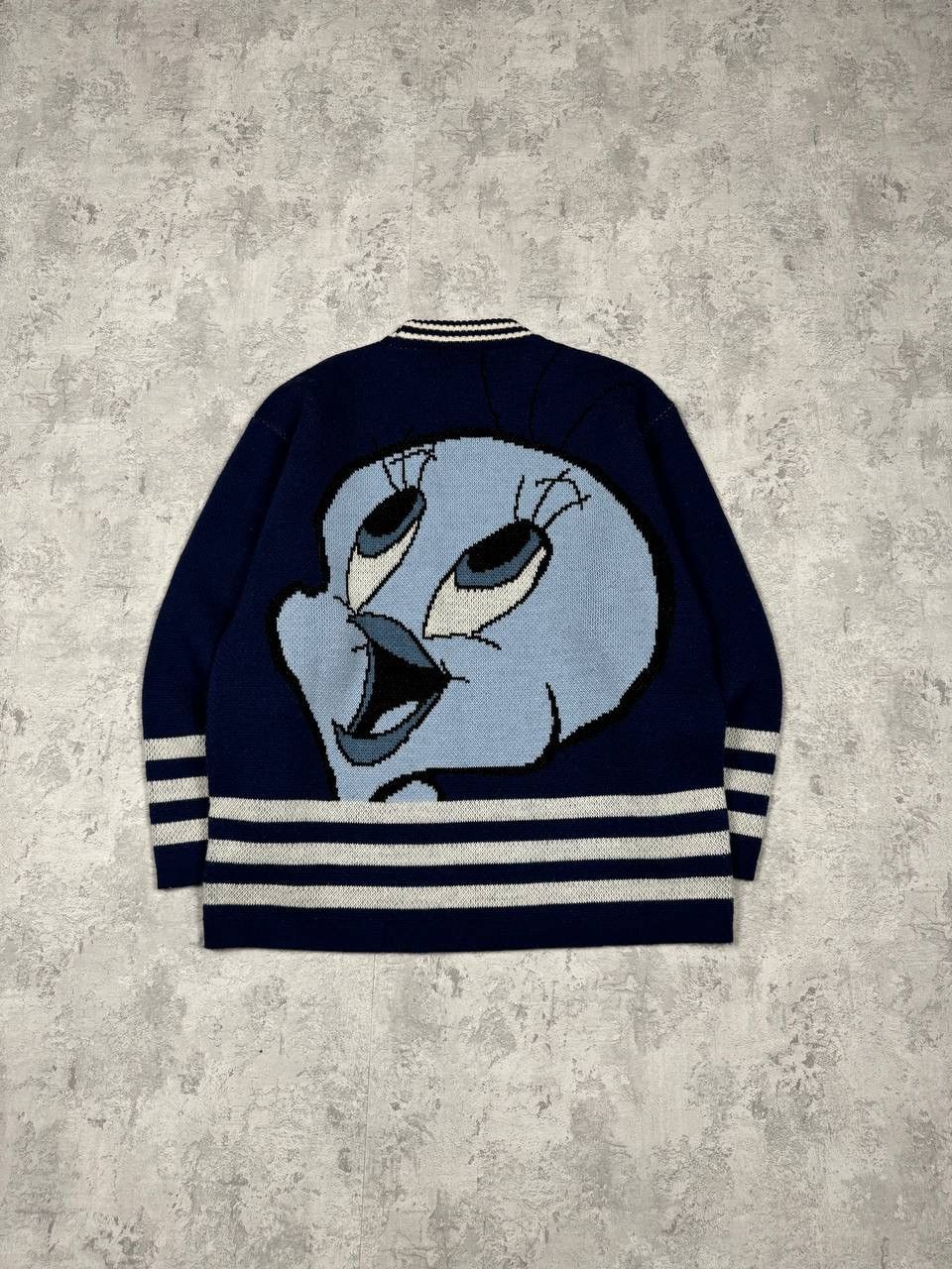 Vision Streetwear Vintage 2000 Loney Tunes Tweety Sweater Over Print Size US L / EU 52-54 / 3 - 6 Thumbnail