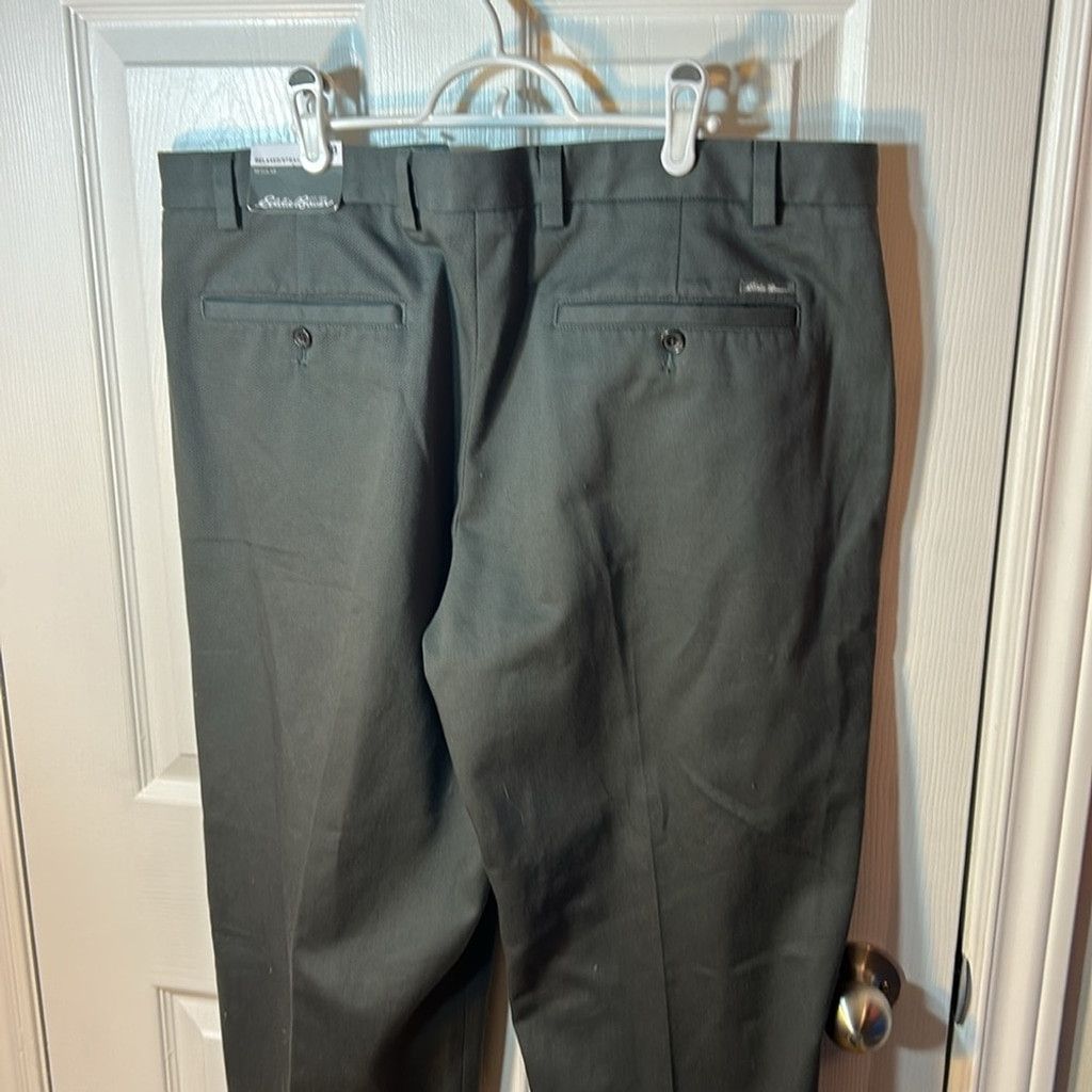 Eddie Bauer Eddie Bauer relaxed straight reg Chino Gray Pants sz 38 NWT Size US 38 / EU 54 - 4 Thumbnail