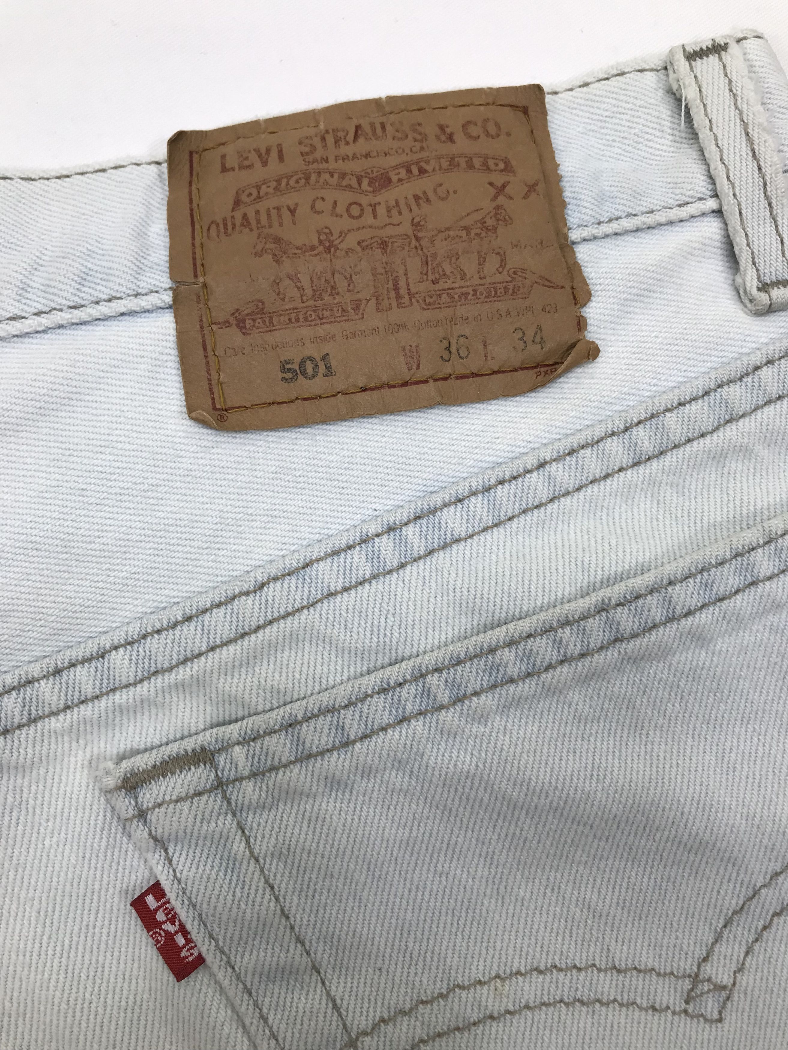 Levi's Vintage 90s Levi's 501 Light Wash Jeans Size US 34 / EU 50 - 11 Thumbnail