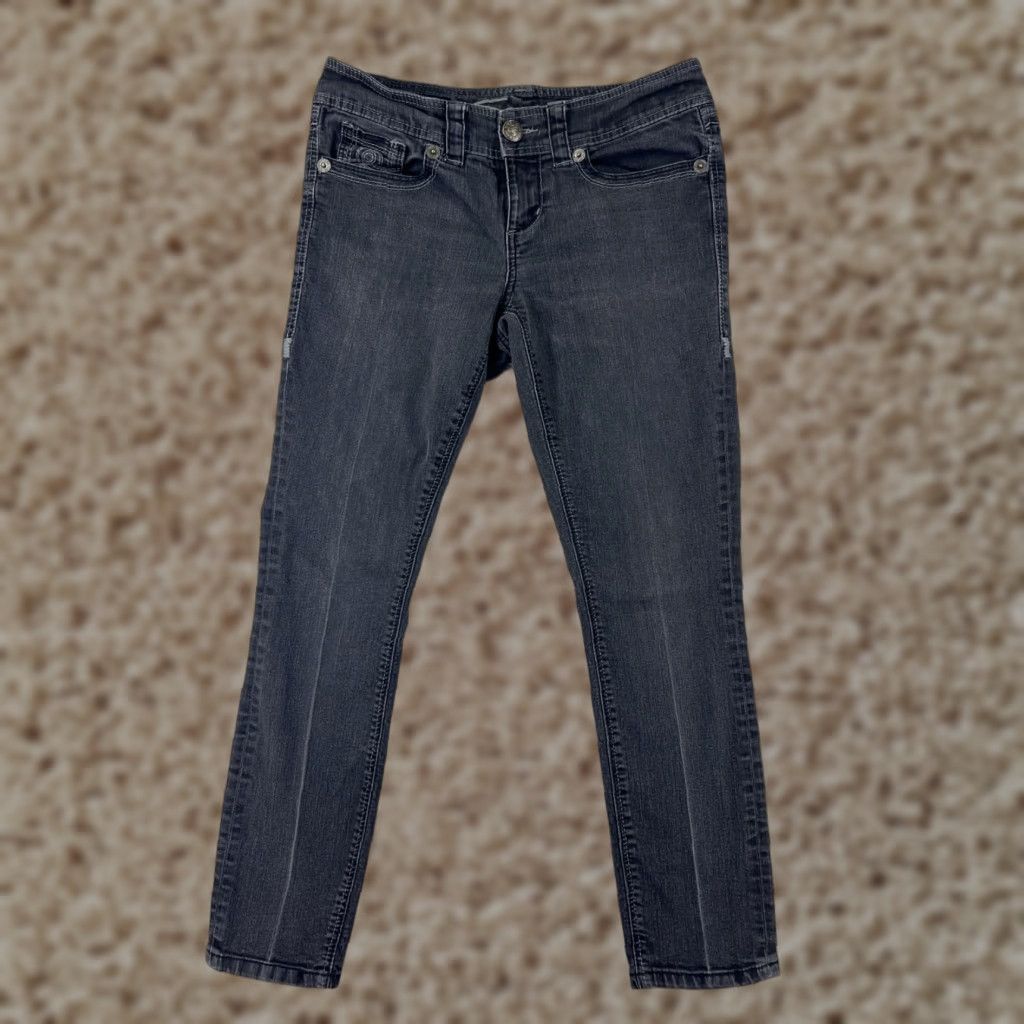 Vintage Seven7 Women's Black Denim Skinny Jeans Adult Size 8 Mid Rise Embroidered Cotton Blend 2010s Size 30" / US 8 / IT 44 - 1 Thumbnail