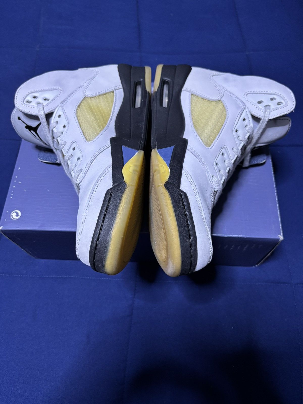 Jordan Brand Jordan 5 Retro A Ma Maniere Dawn 2023 Size 9M/10.5W Size US 9 / EU 42 - 3 Thumbnail