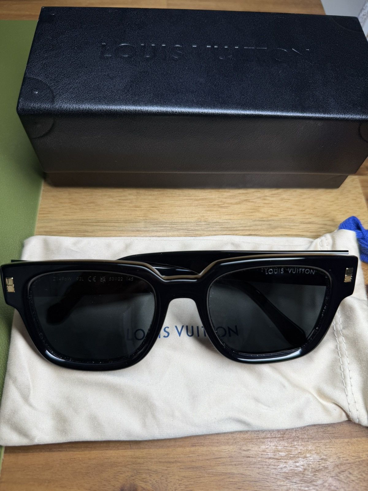 Louis Vuitton Louis Vuitton Escape Square Sunglasses (W) - Black Size ONE SIZE - 2 Thumbnail