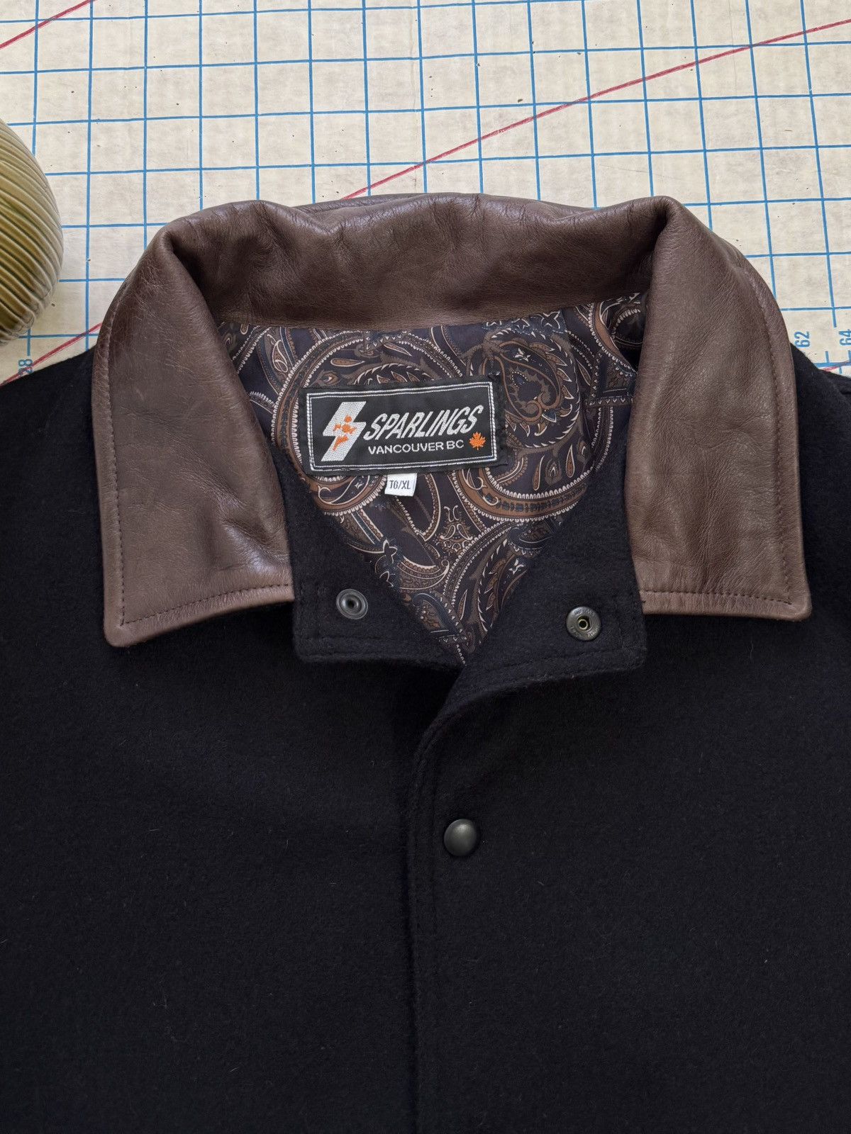 Vintage Vintage Sparlings Leather and Wool Bomber Jacket Mens XL Size US XL / EU 56 / 4 - 4 Thumbnail