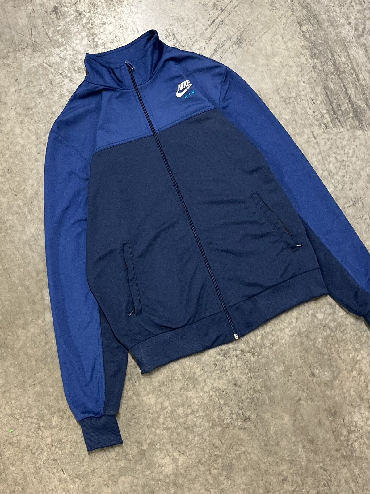 Nike × Vintage Nike air vintage track jacket y2k streetwear hype rare drill Size US L / EU 52-54 / 3 - 1 Thumbnail